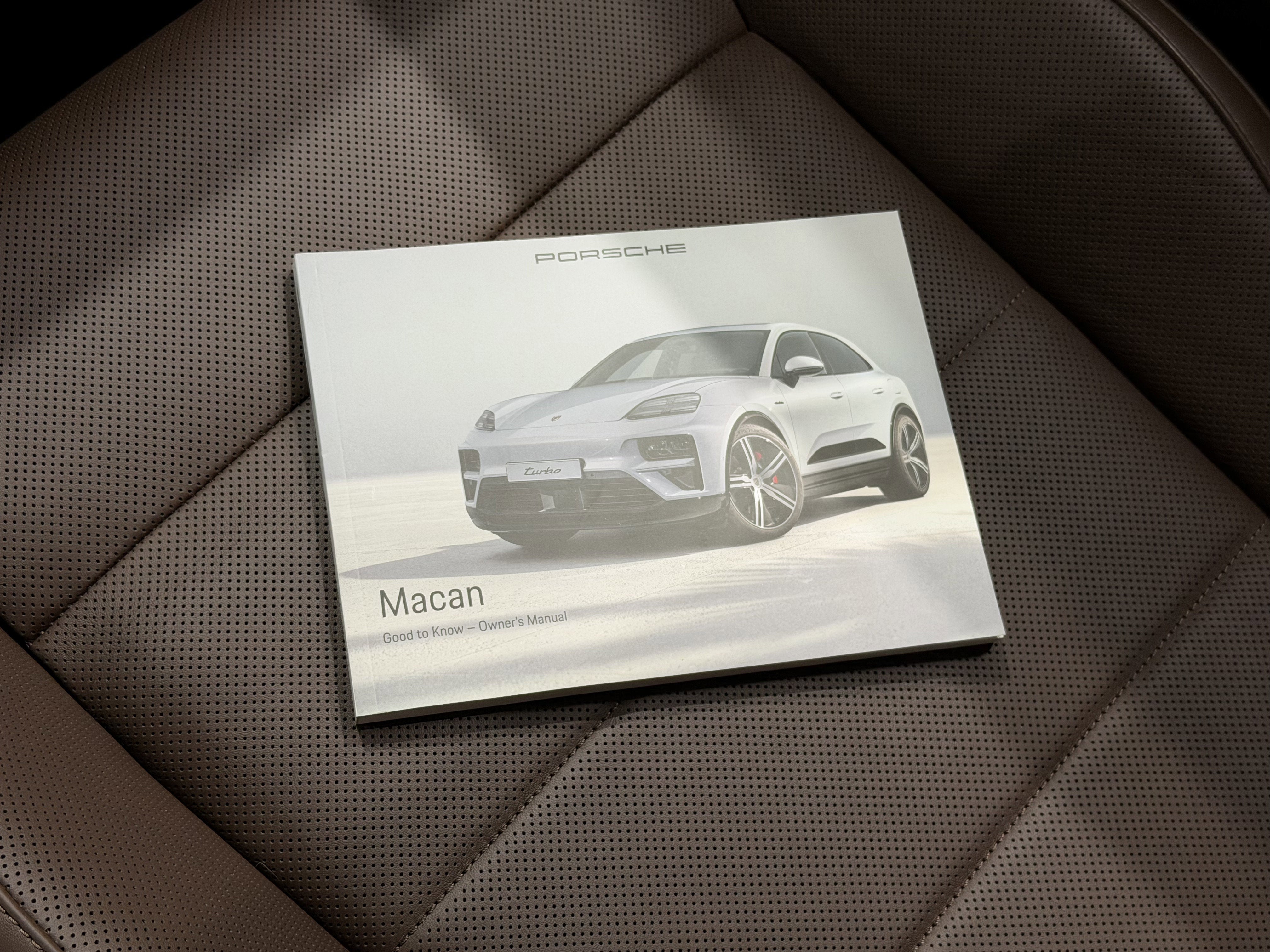 2025 Porsche Macan Electric 4