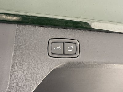 2025 Porsche Macan Electric 4