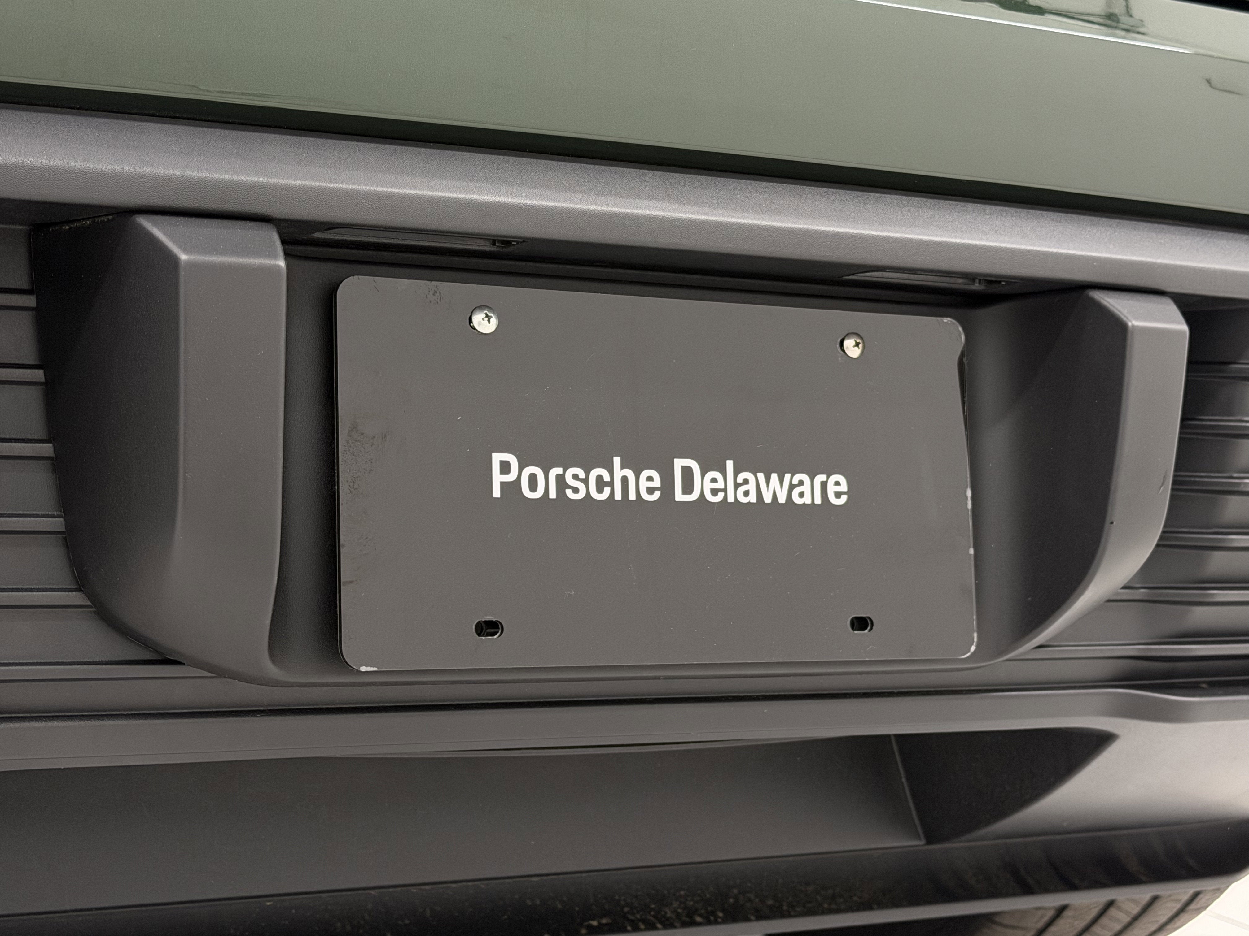 2025 Porsche Macan Electric 4