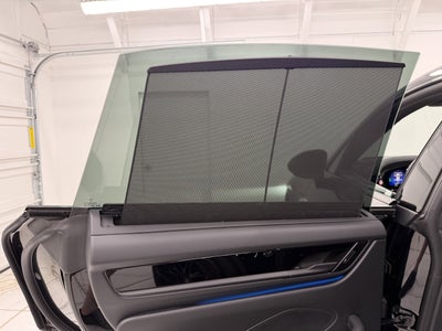 2025 Porsche Macan Electric 4S