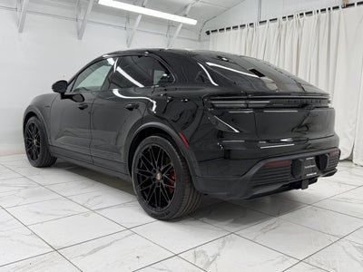 2025 Porsche Macan Electric 4S