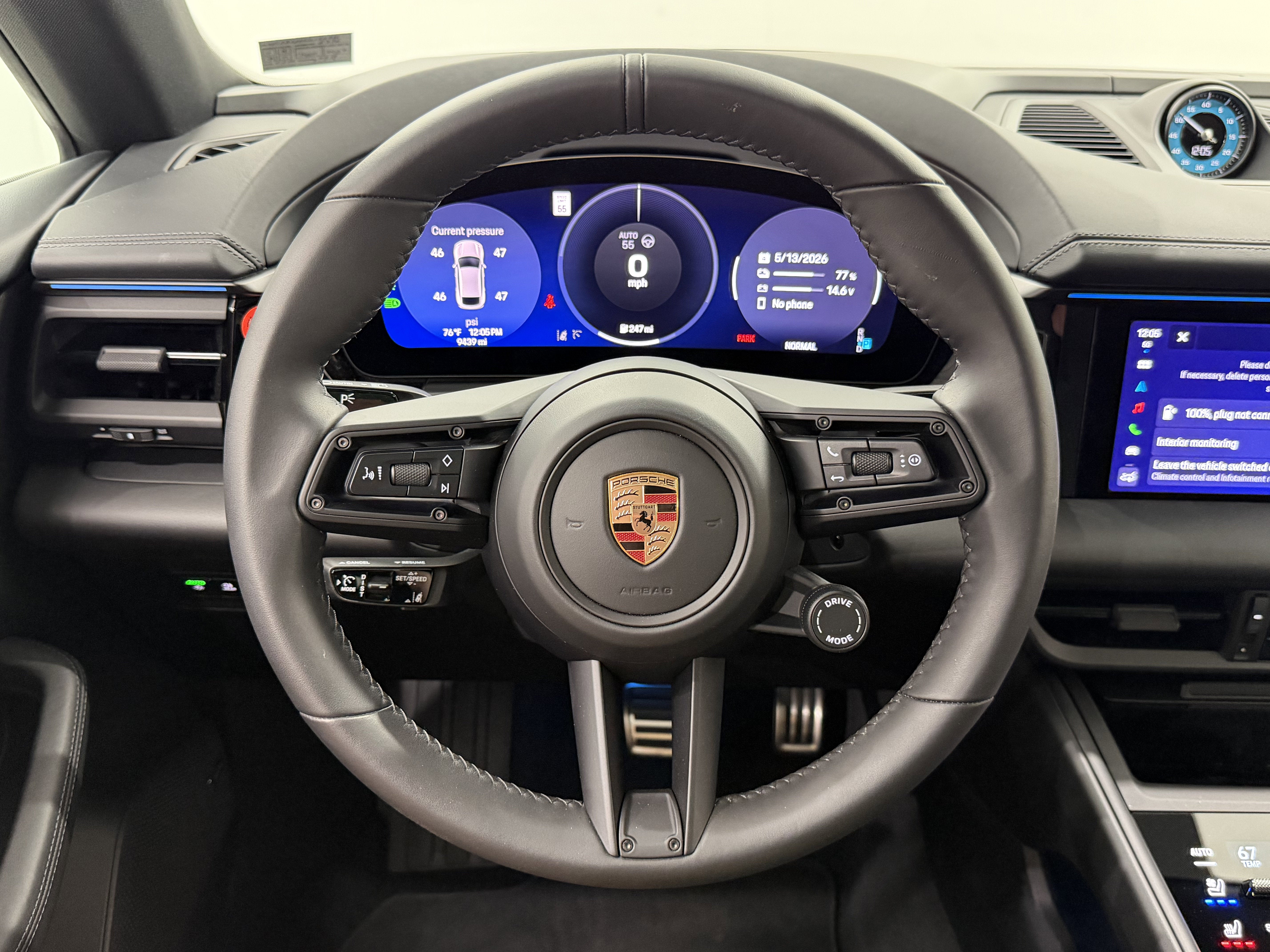 2025 Porsche Macan Electric 4S
