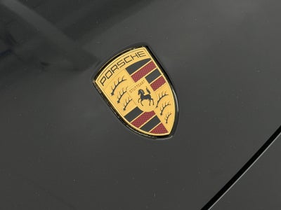2025 Porsche Macan Electric 4S