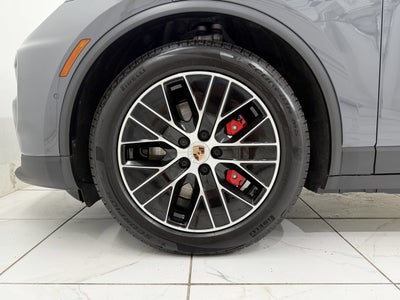 2025 Porsche Macan Electric 4S