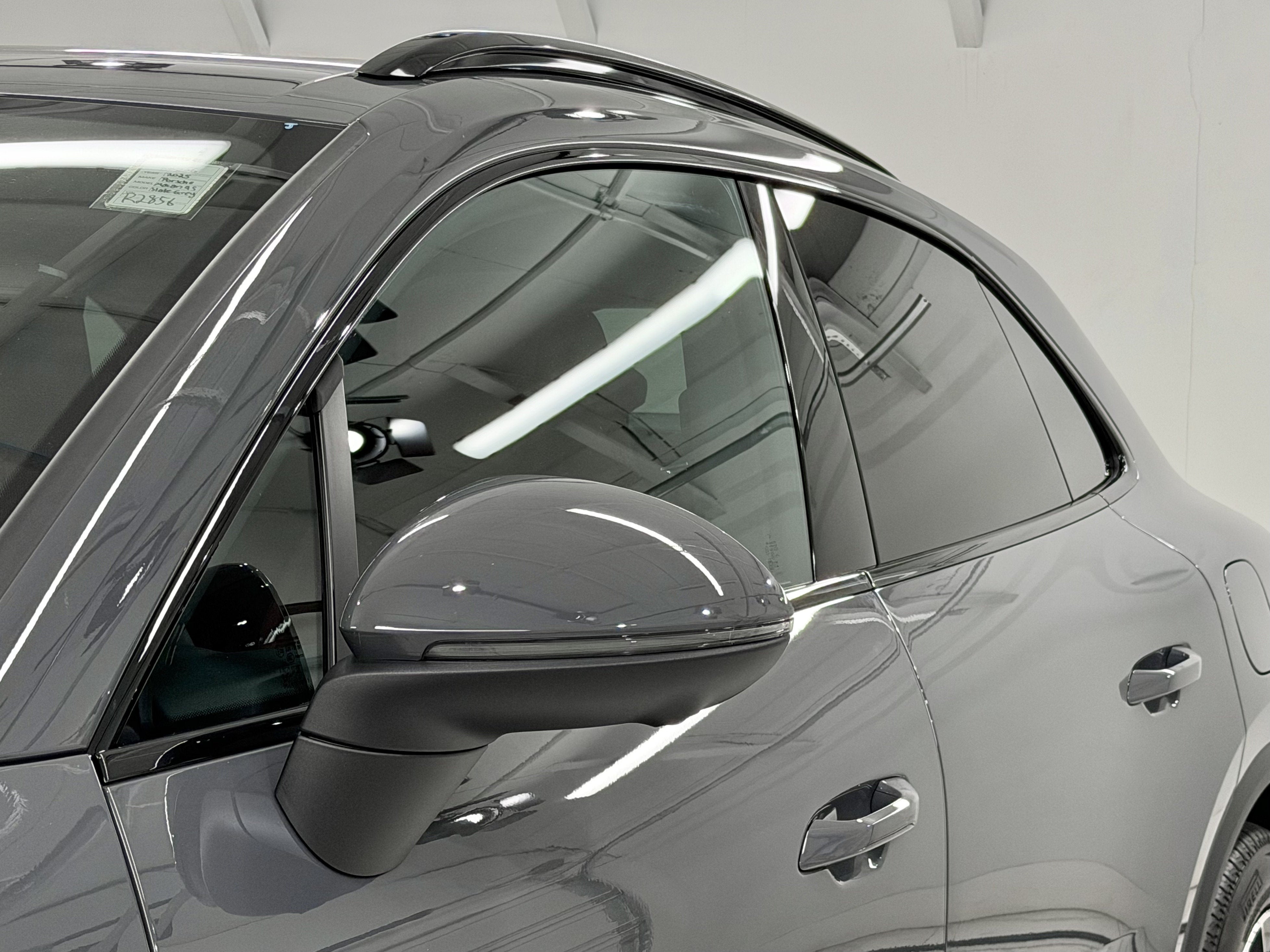2025 Porsche Macan Electric 4S