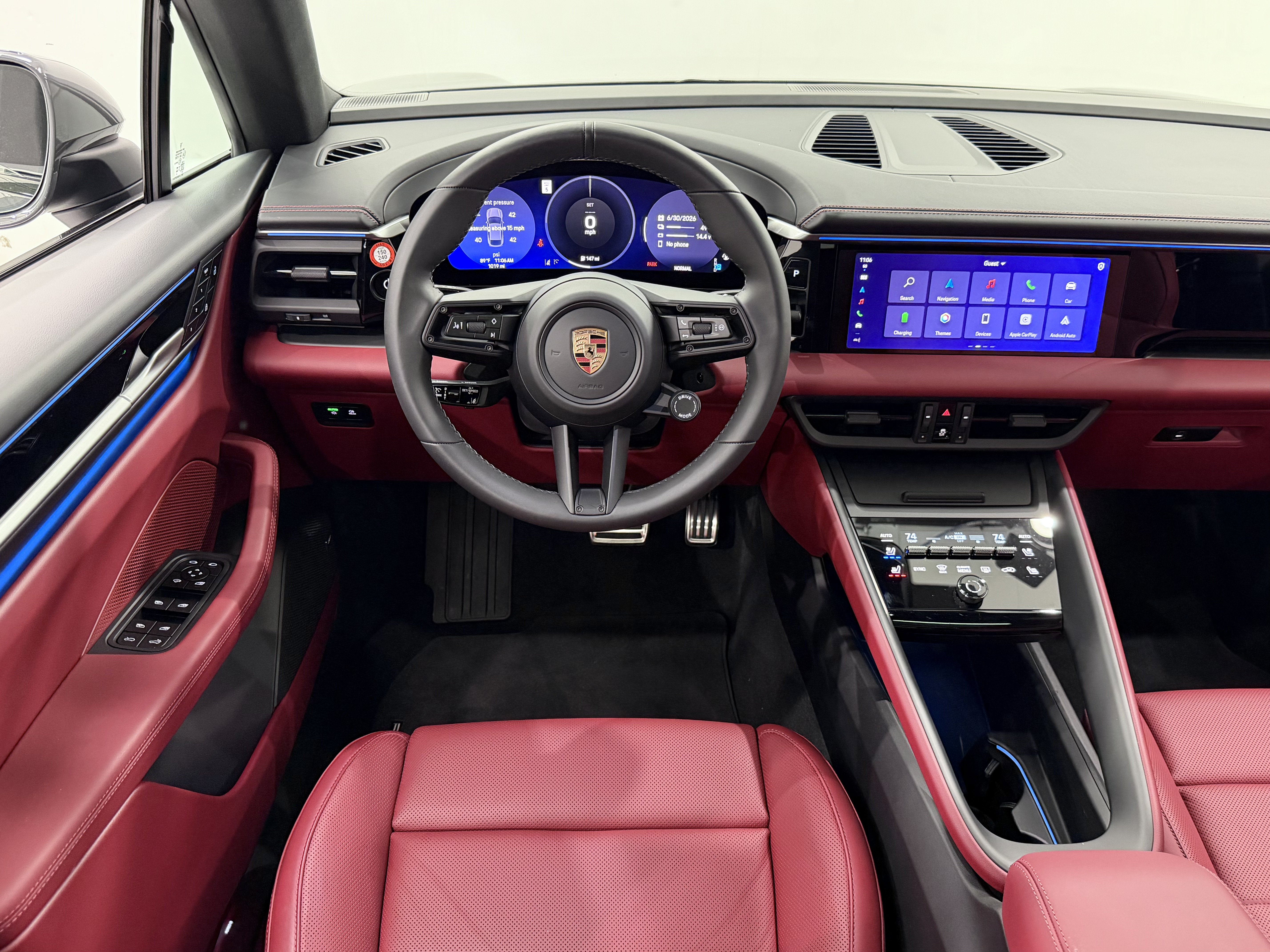 2025 Porsche Macan Electric 4S