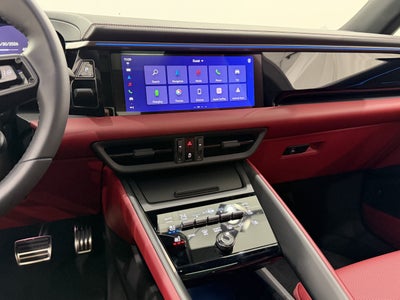 2025 Porsche Macan Electric 4S