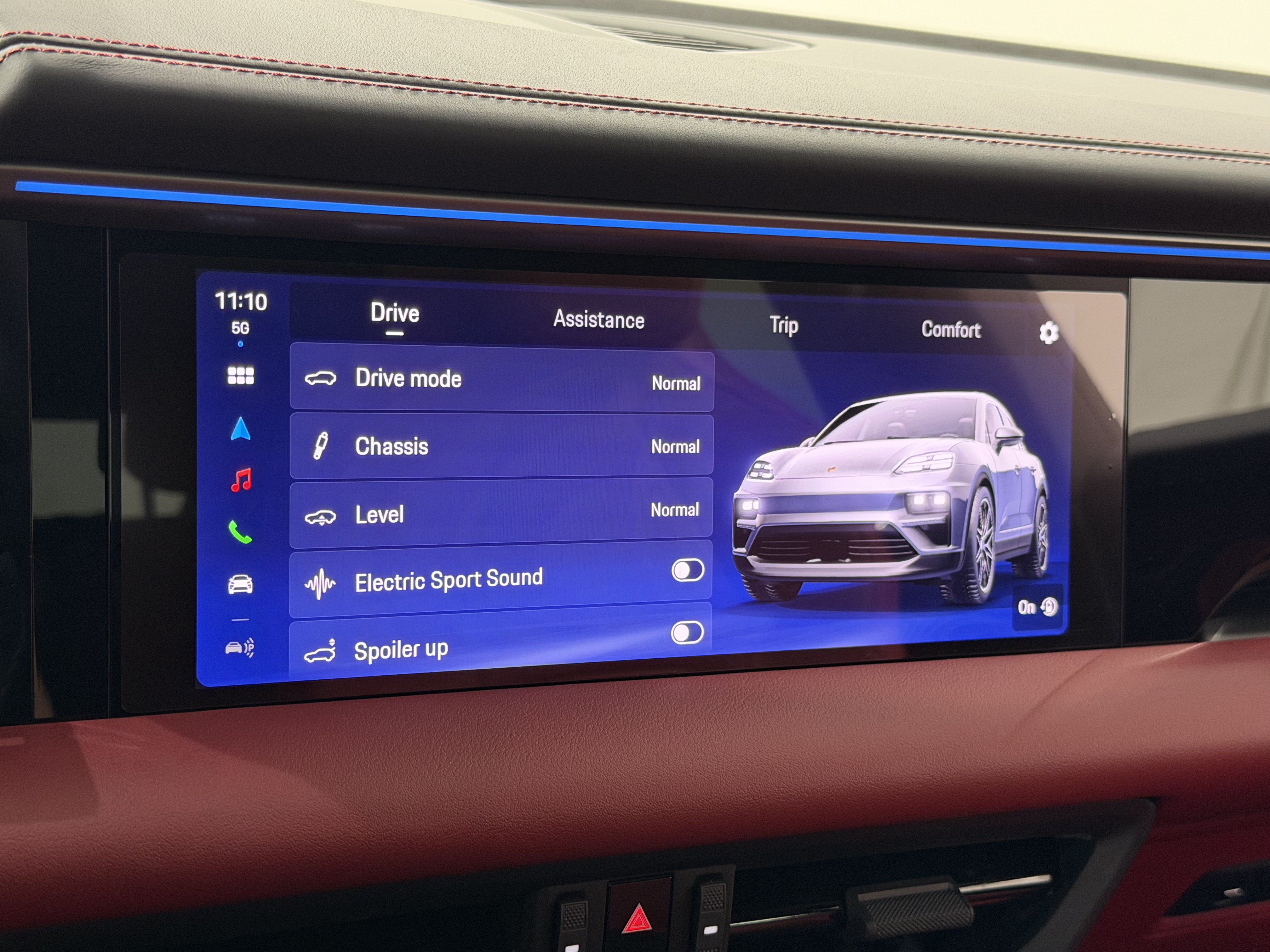 2025 Porsche Macan Electric 4S
