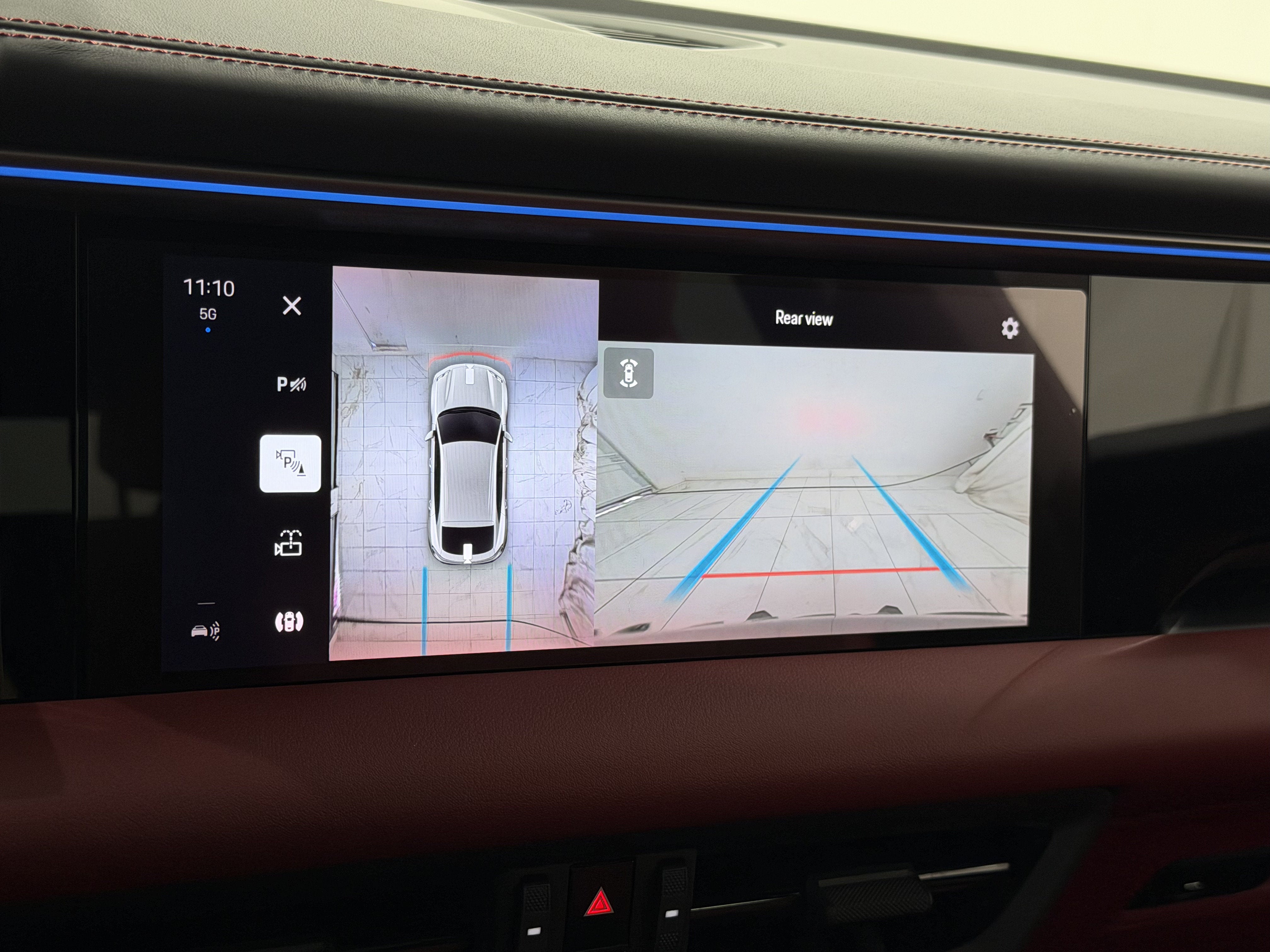 2025 Porsche Macan Electric 4S