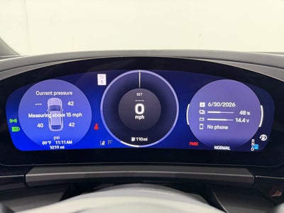 2025 Porsche Macan Electric 4S