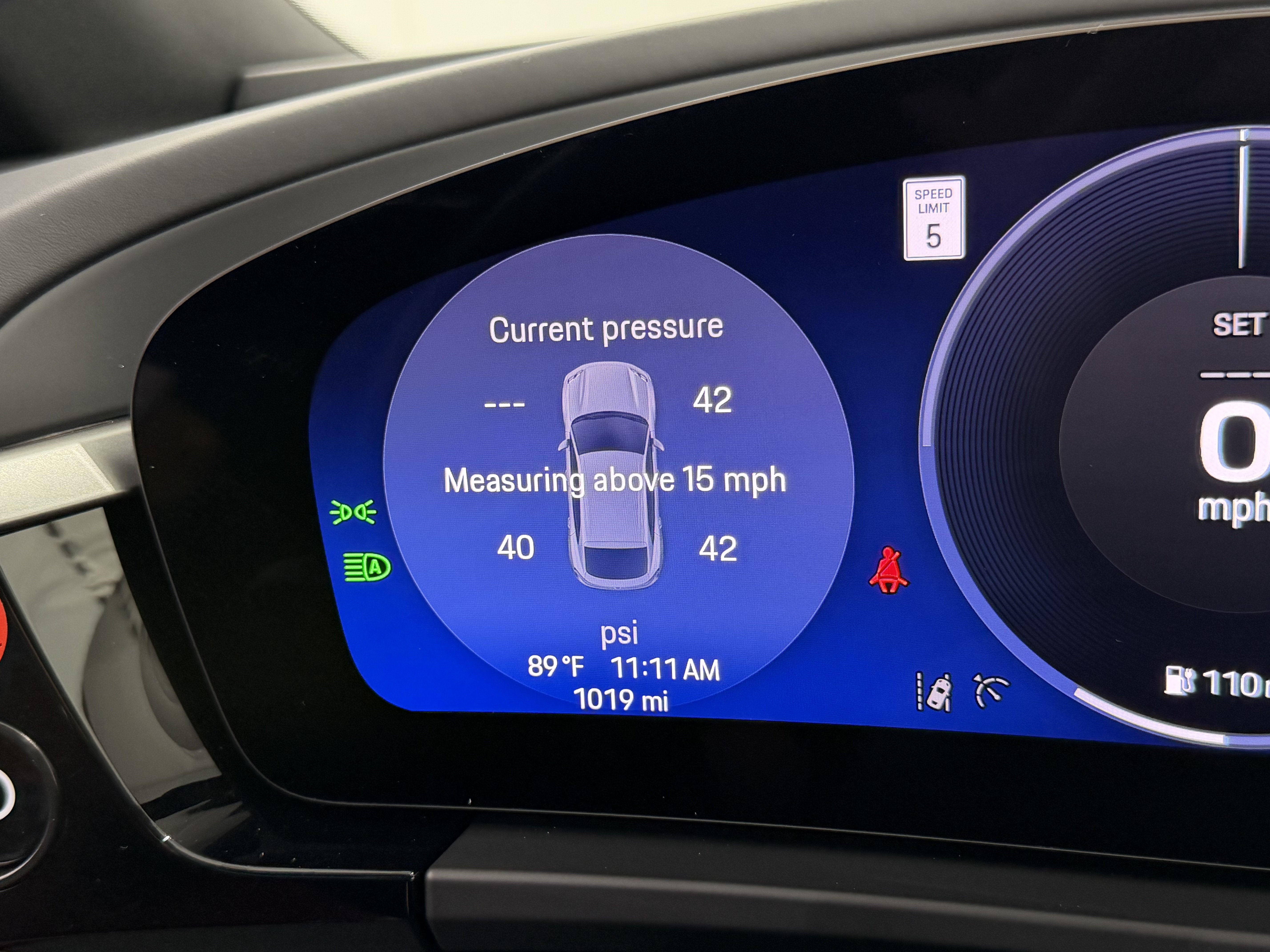 2025 Porsche Macan Electric 4S