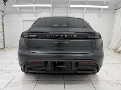 2025 Porsche Macan Electric 4S