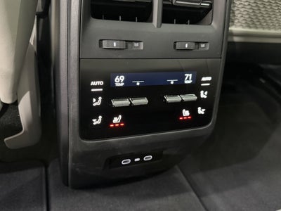 2025 Porsche Macan Electric 4S