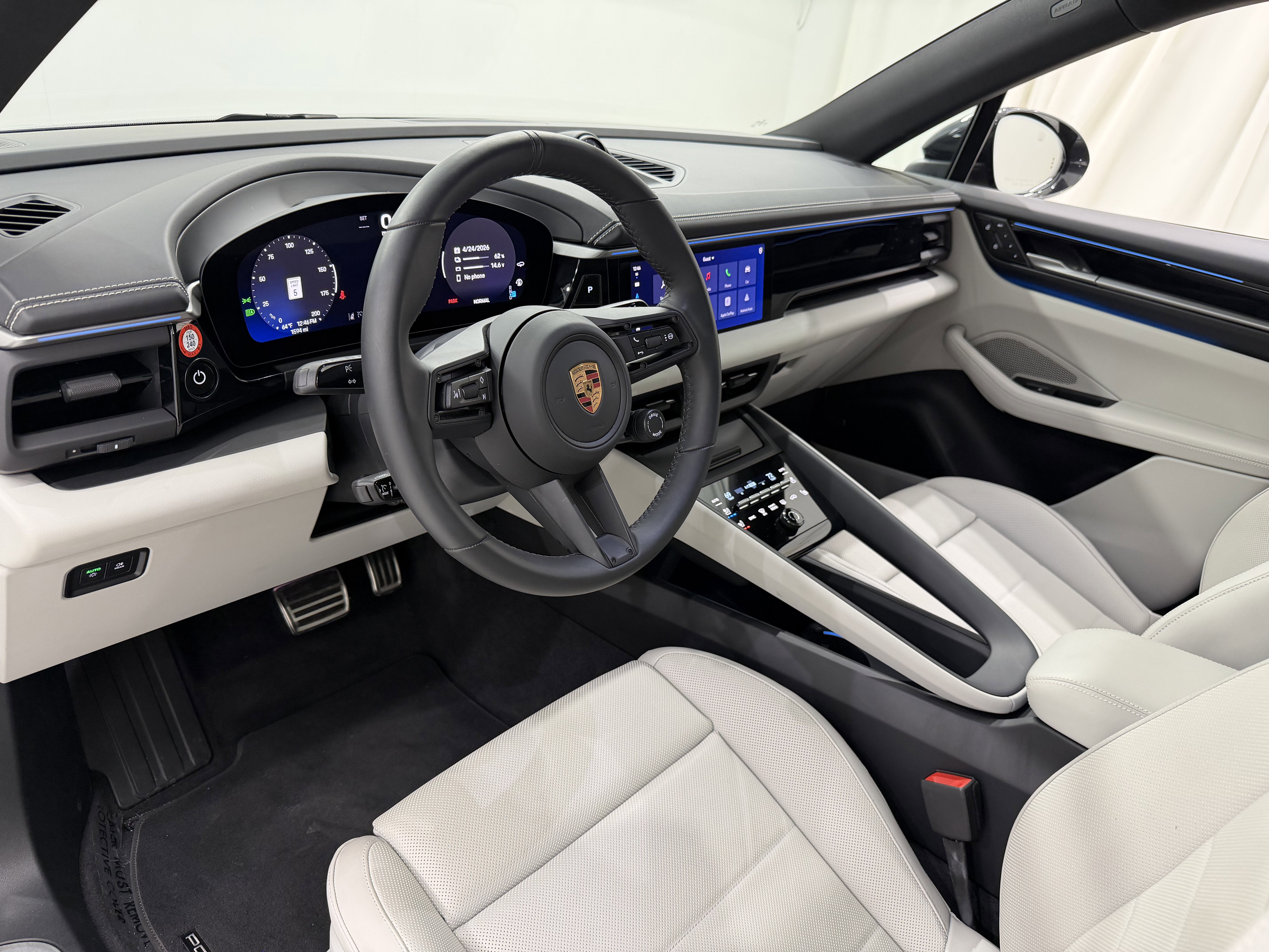 2025 Porsche Macan Electric 4S