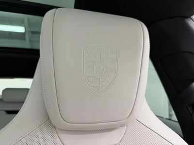 2025 Porsche Macan Electric 4S