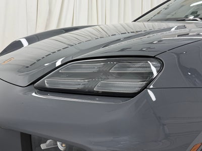 2025 Porsche Macan Electric 4S