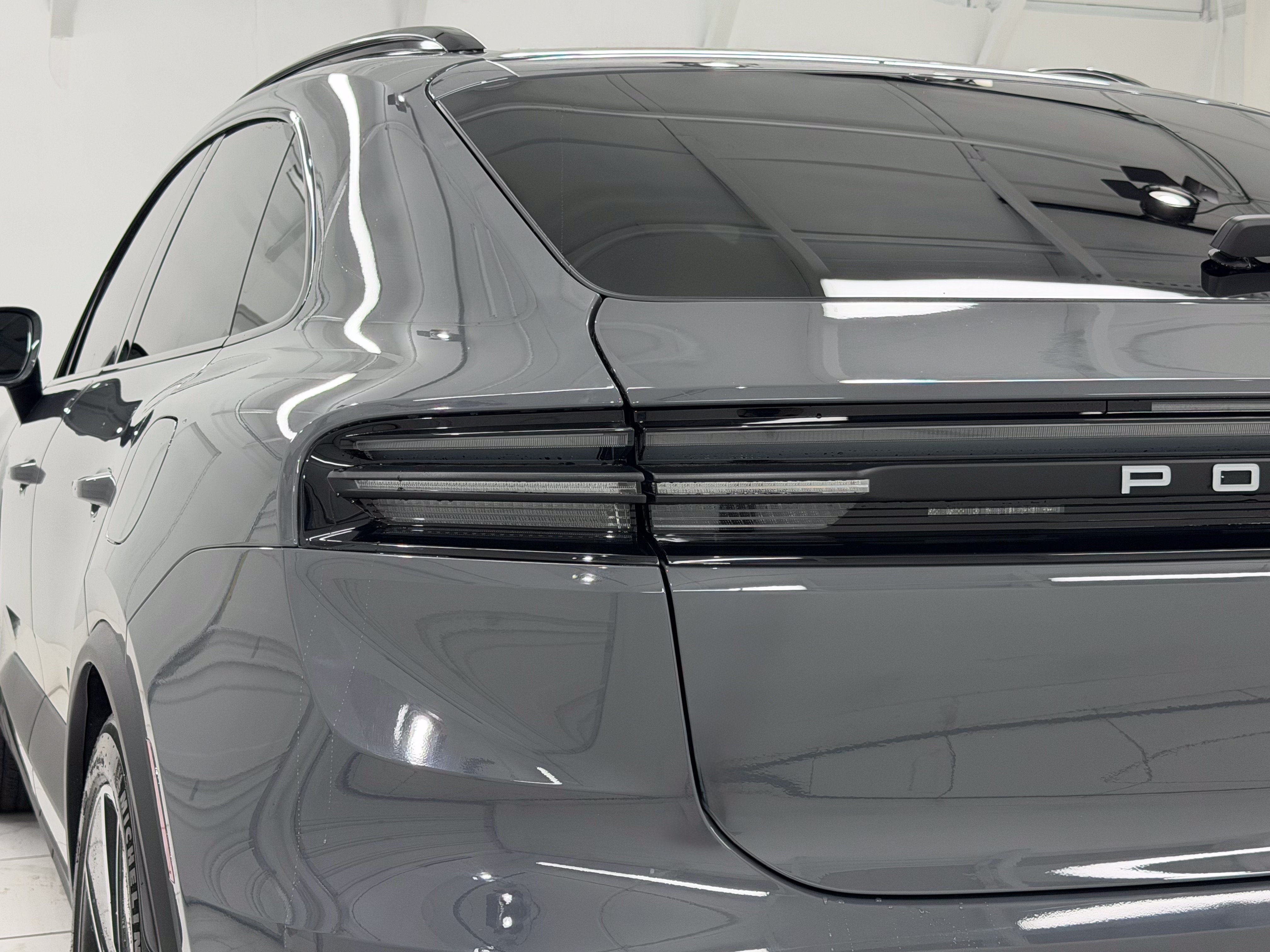 2025 Porsche Macan Electric 4S