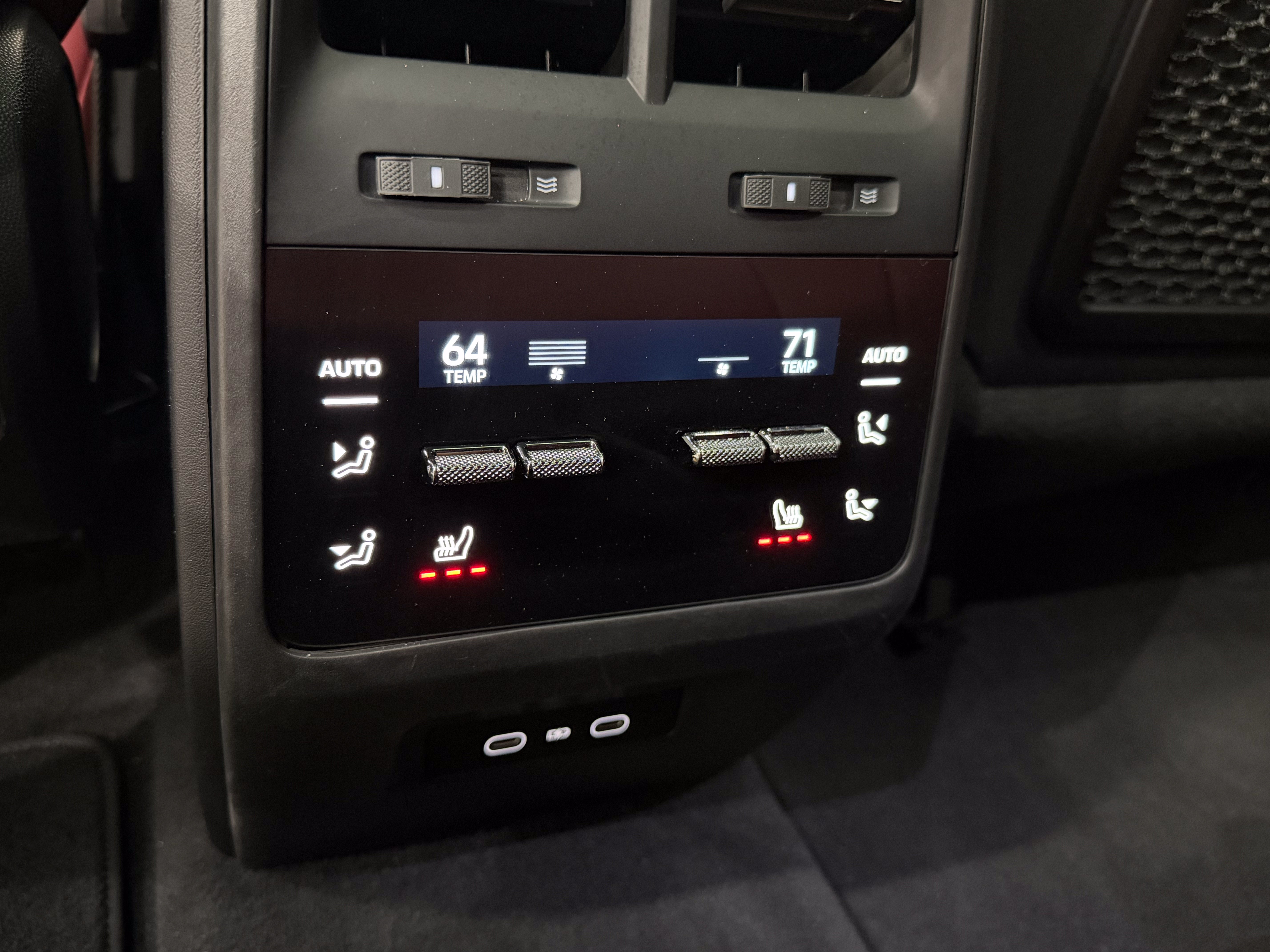 2025 Porsche Macan Electric 4S
