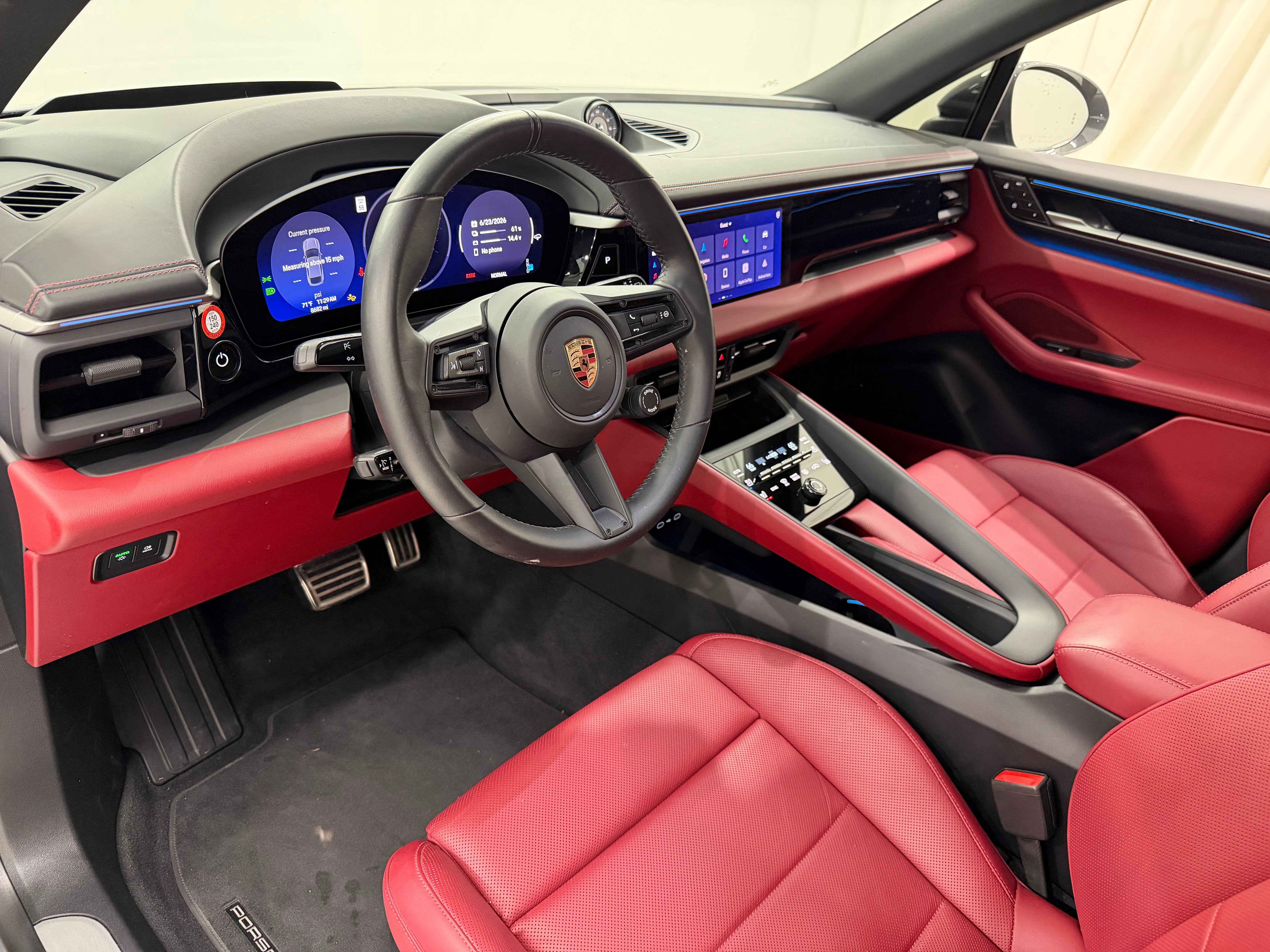 2025 Porsche Macan Electric 4S