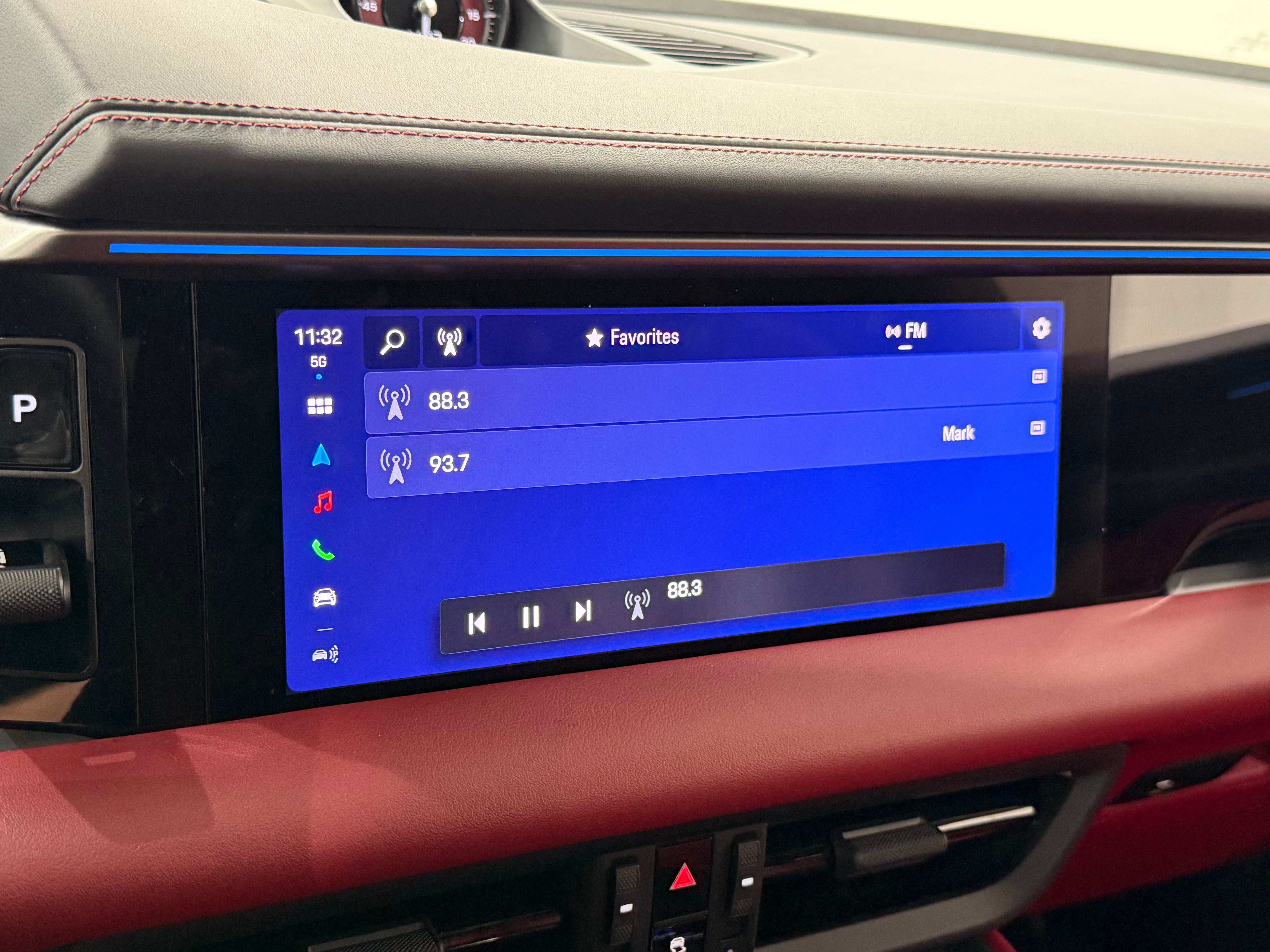 2025 Porsche Macan Electric 4S