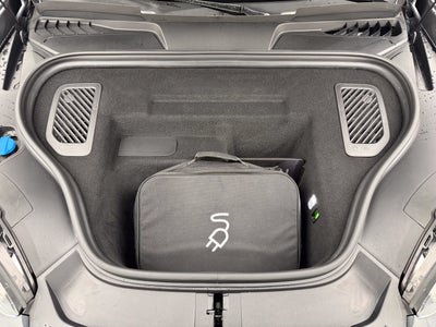 2025 Porsche Macan Electric 4S