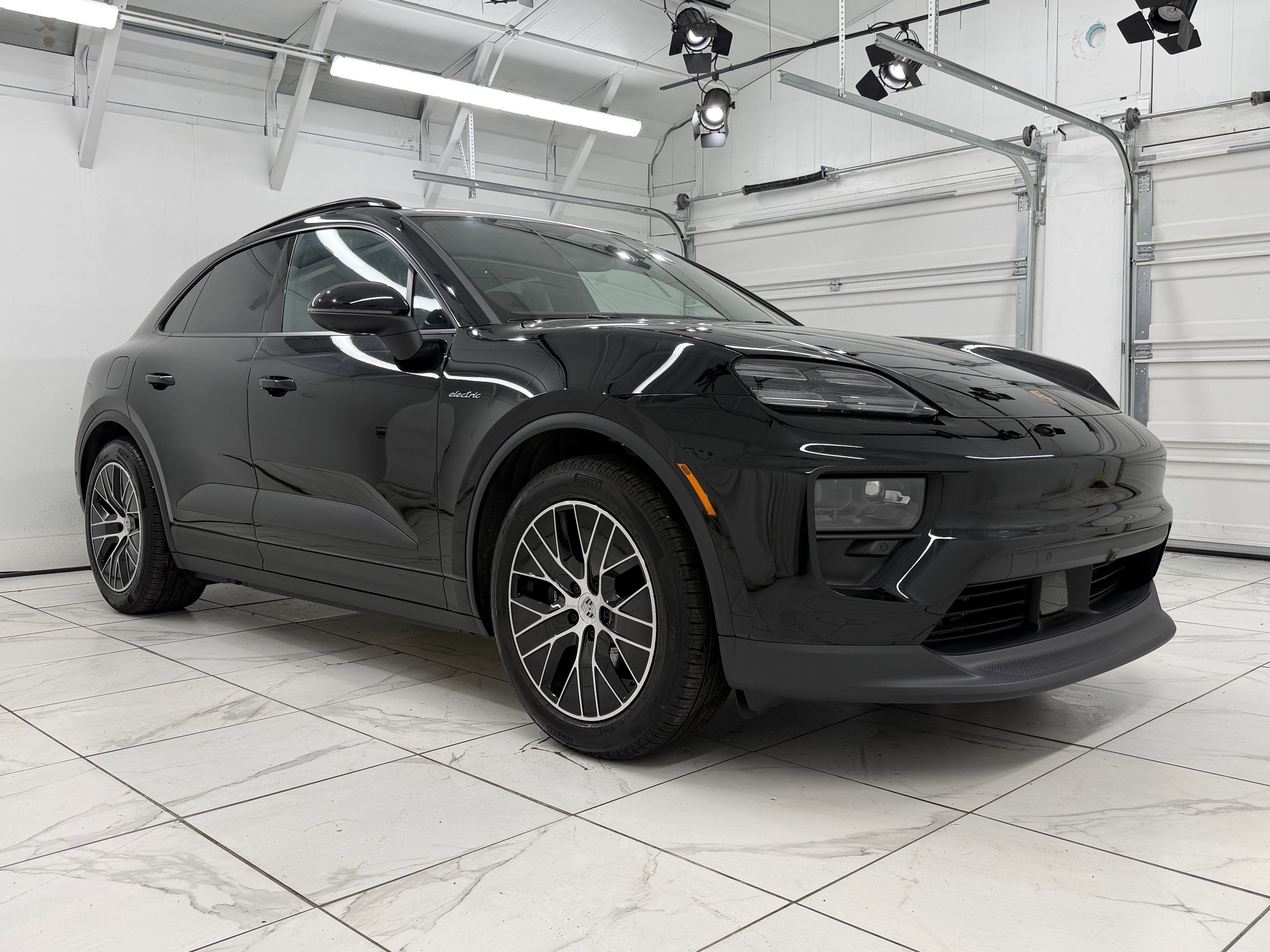 2025 Porsche Macan Electric
