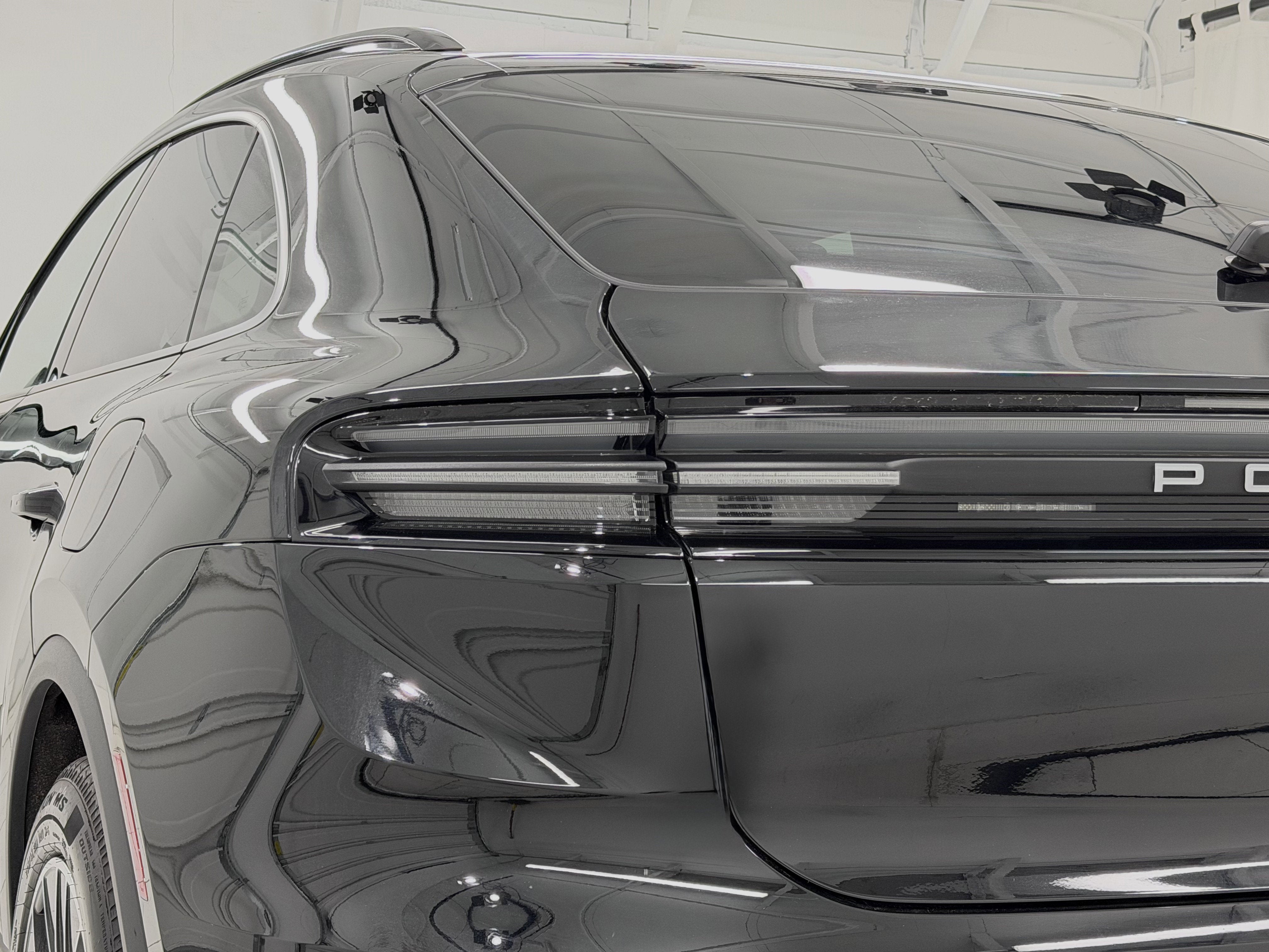 2025 Porsche Macan Electric
