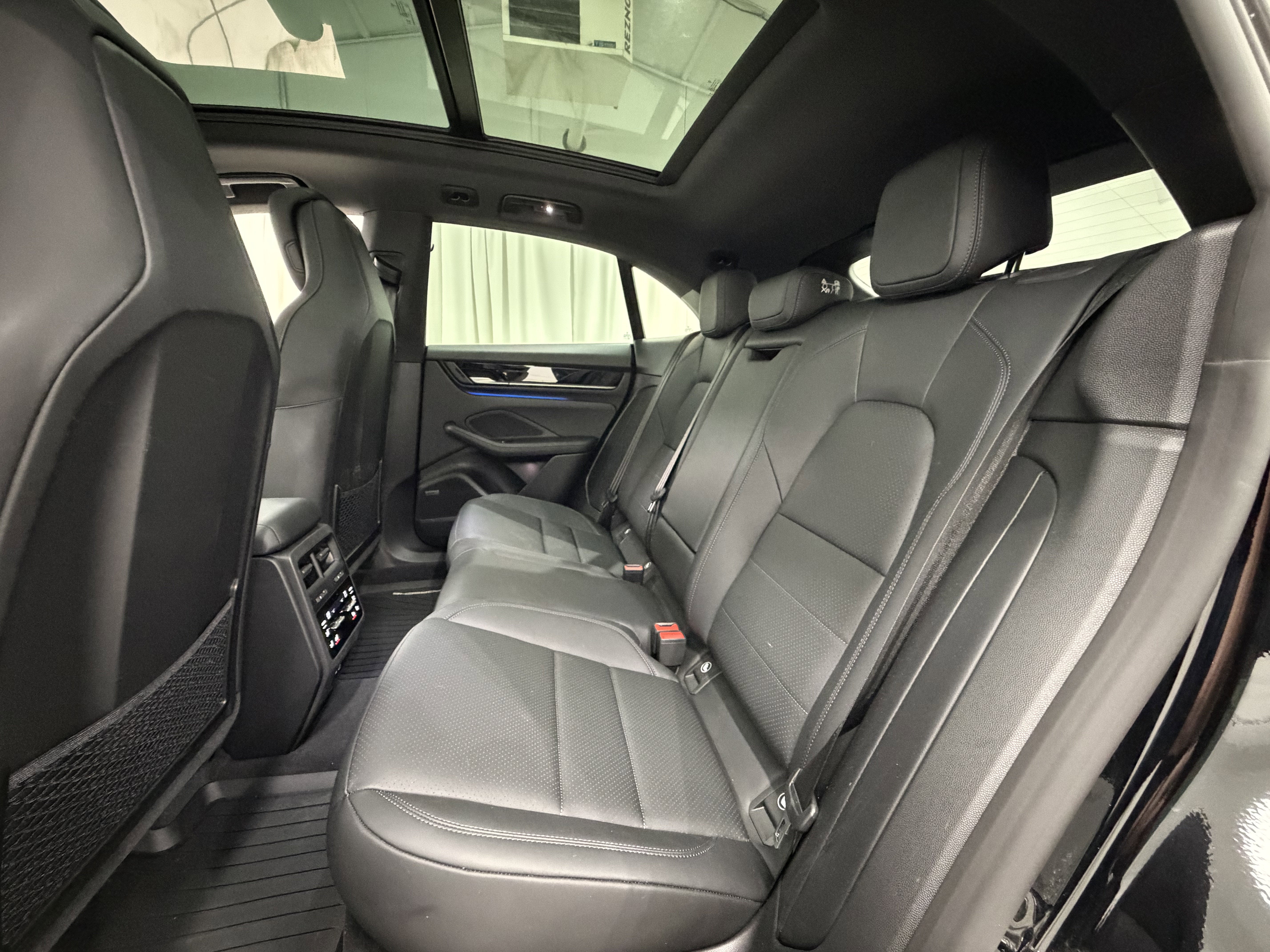 2025 Porsche Macan Electric