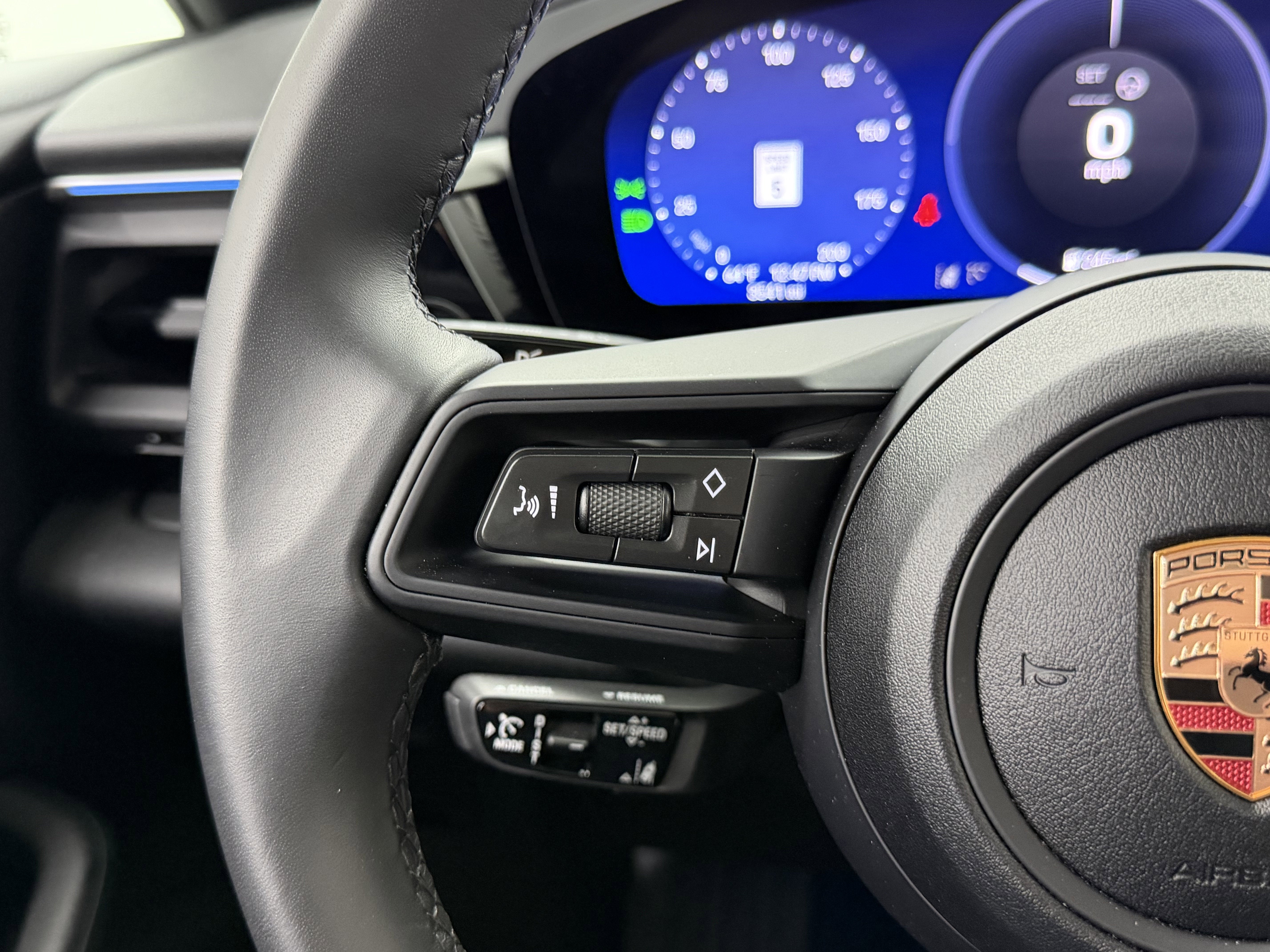 2025 Porsche Macan Electric