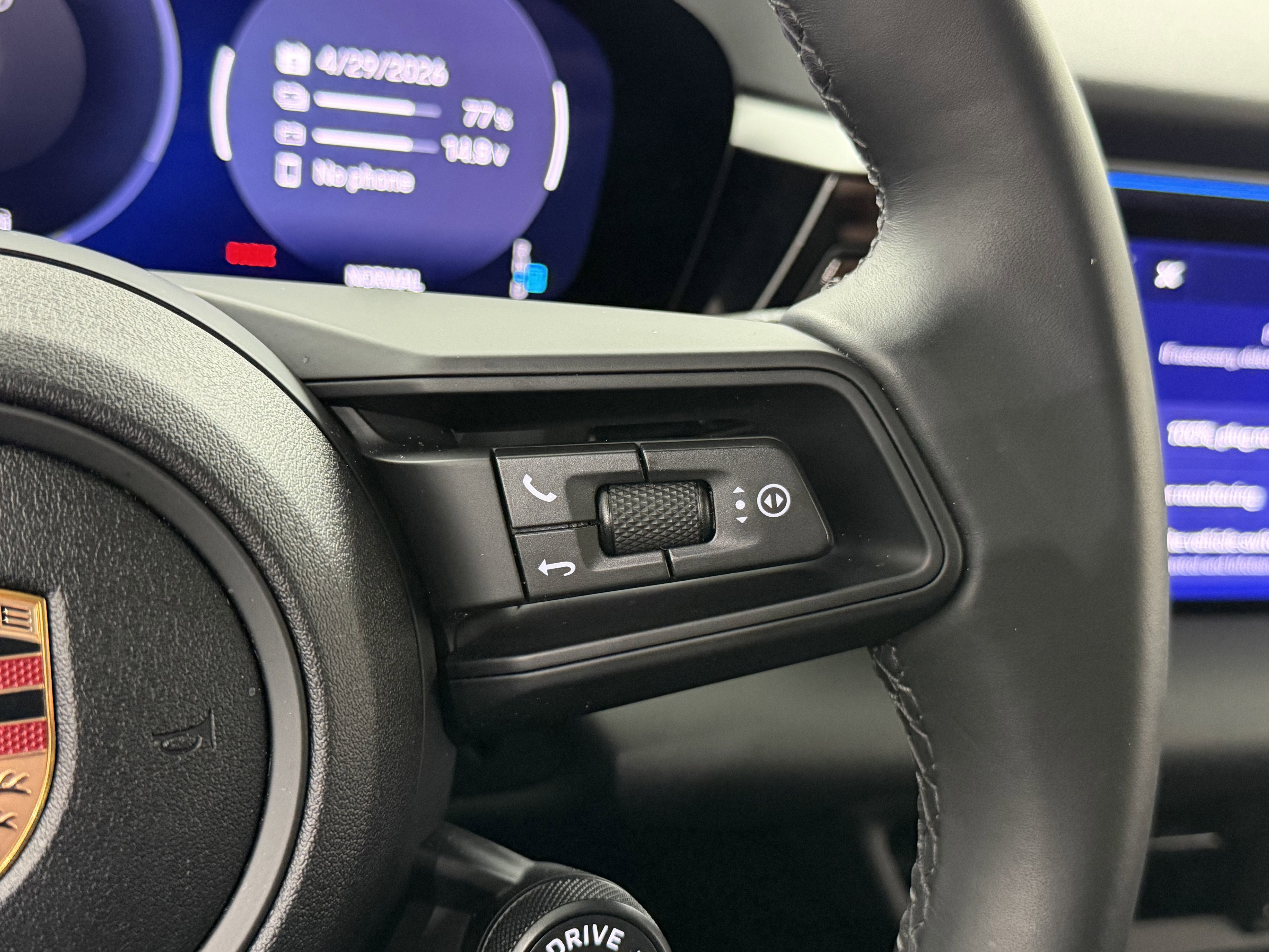 2025 Porsche Macan Electric