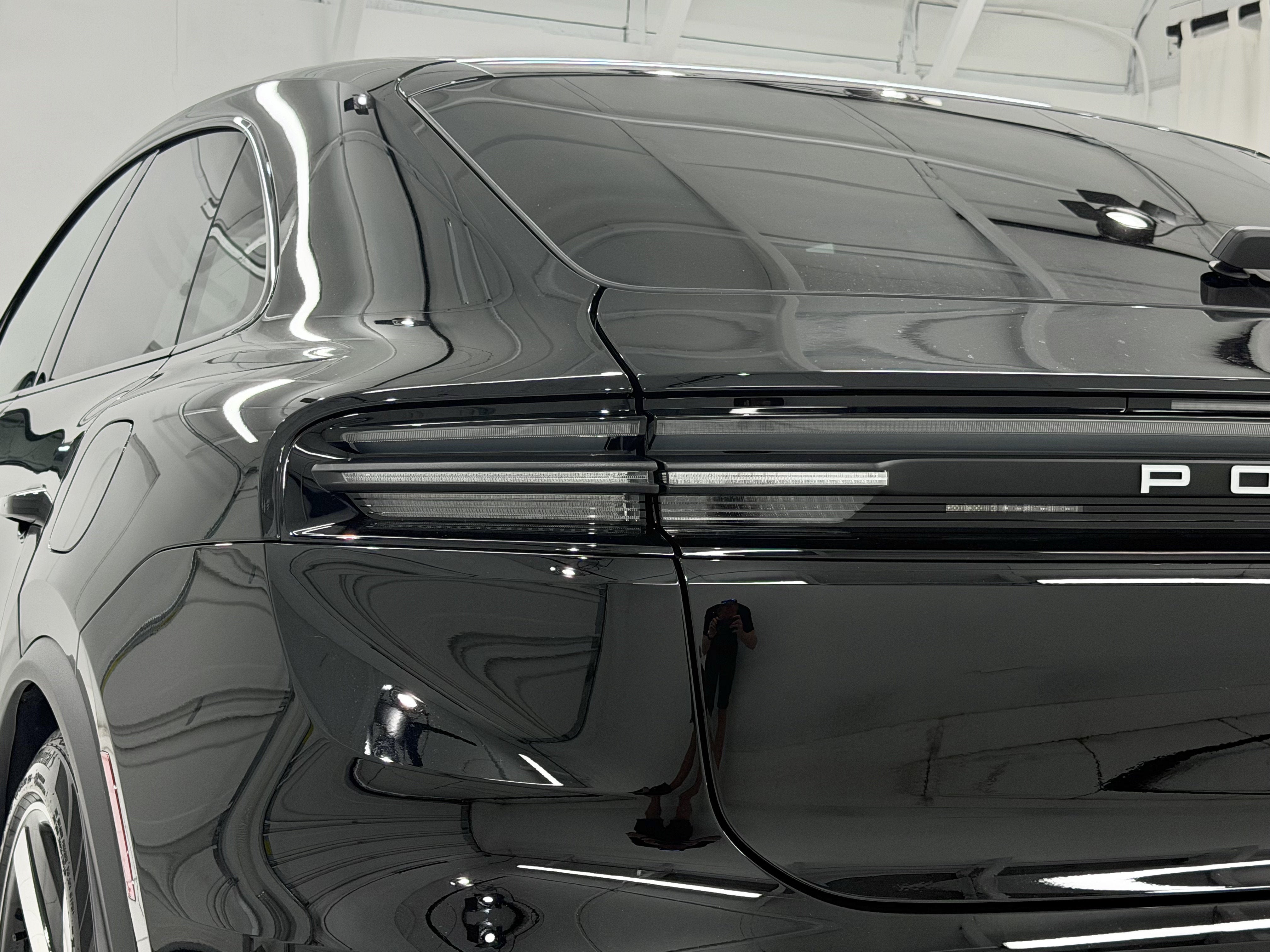 2025 Porsche Macan Electric