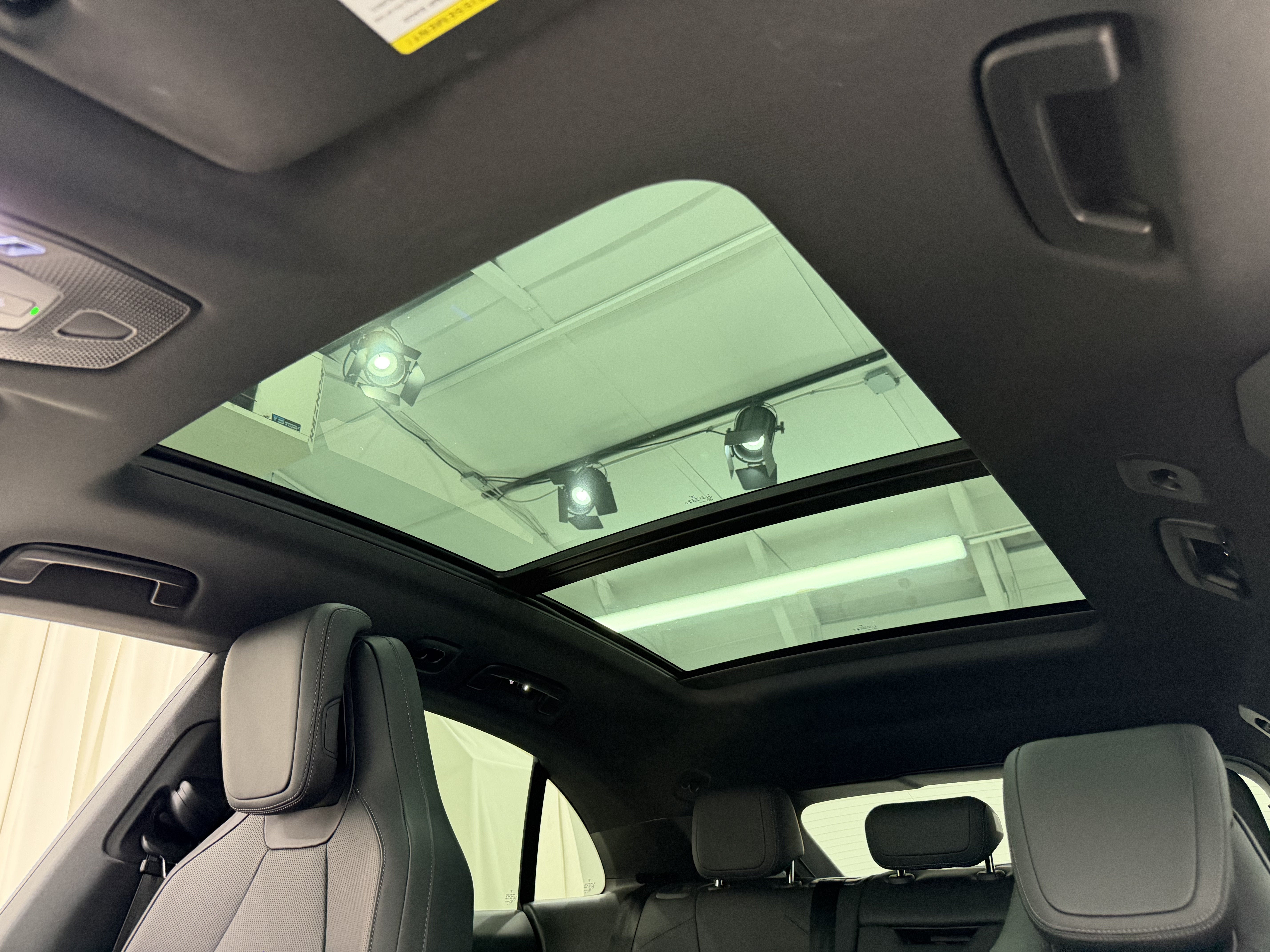 2025 Porsche Macan Electric