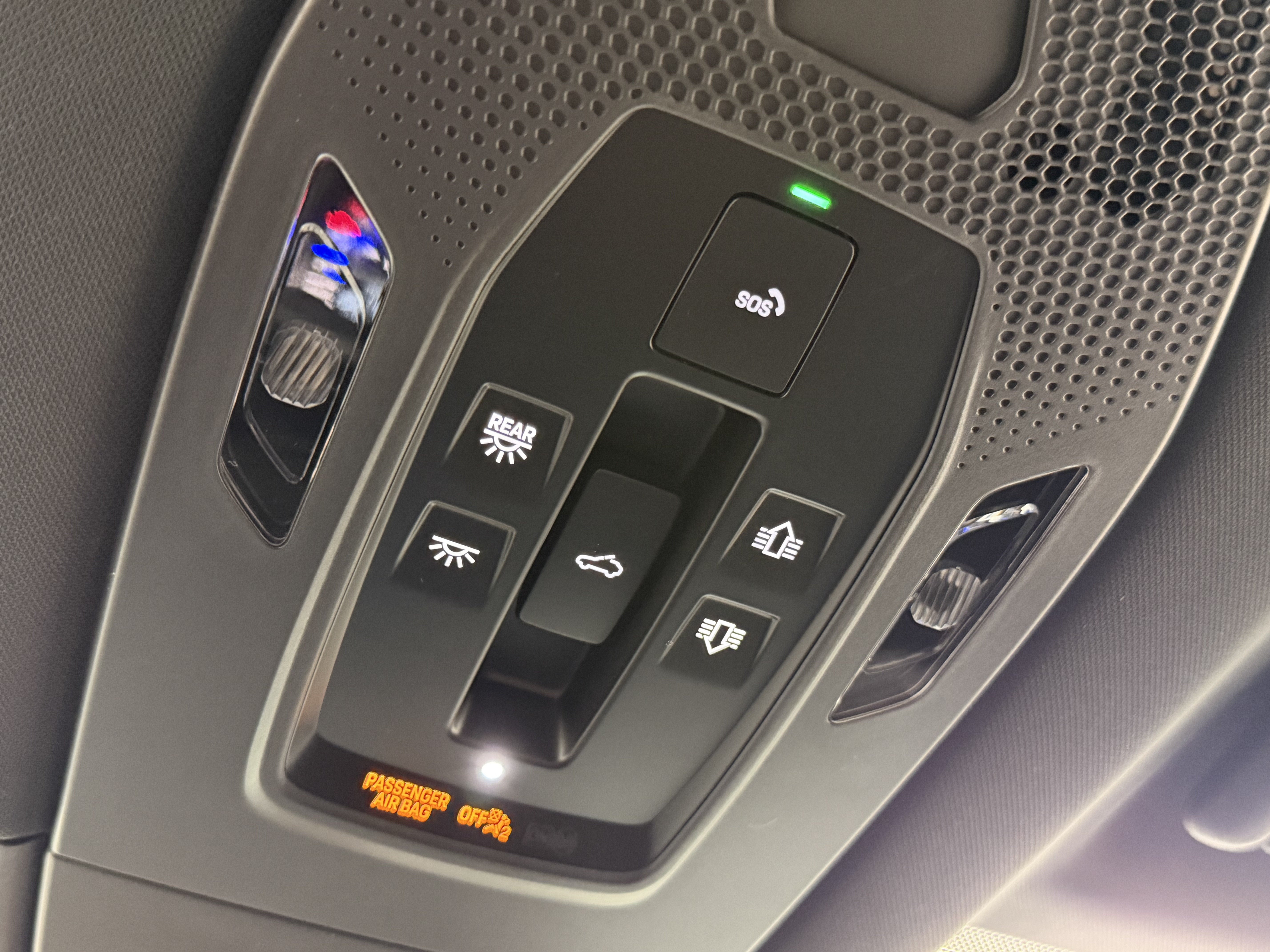 2025 Porsche Macan Electric