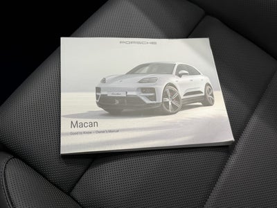 2025 Porsche Macan Electric