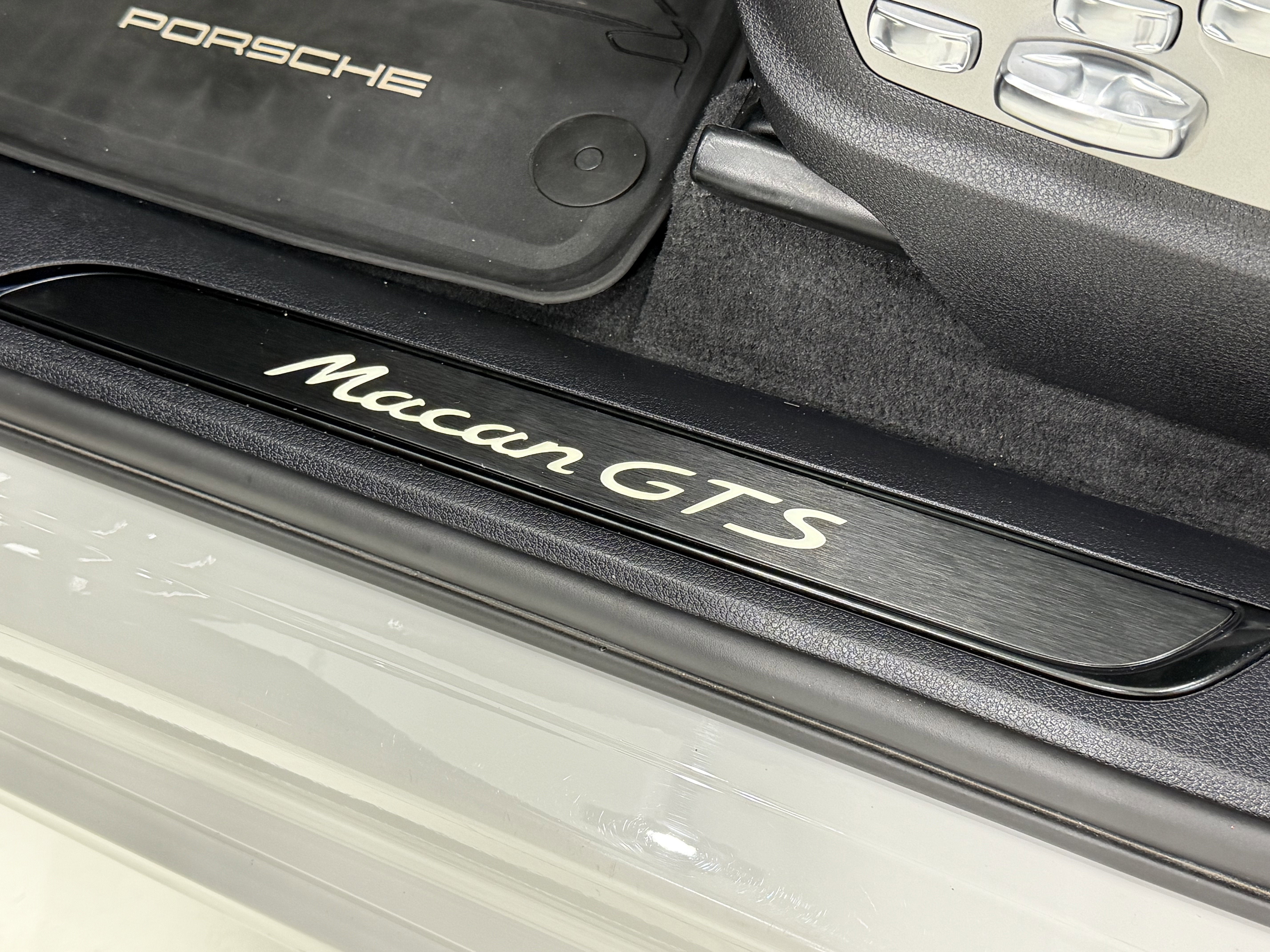 2024 Porsche Macan GTS