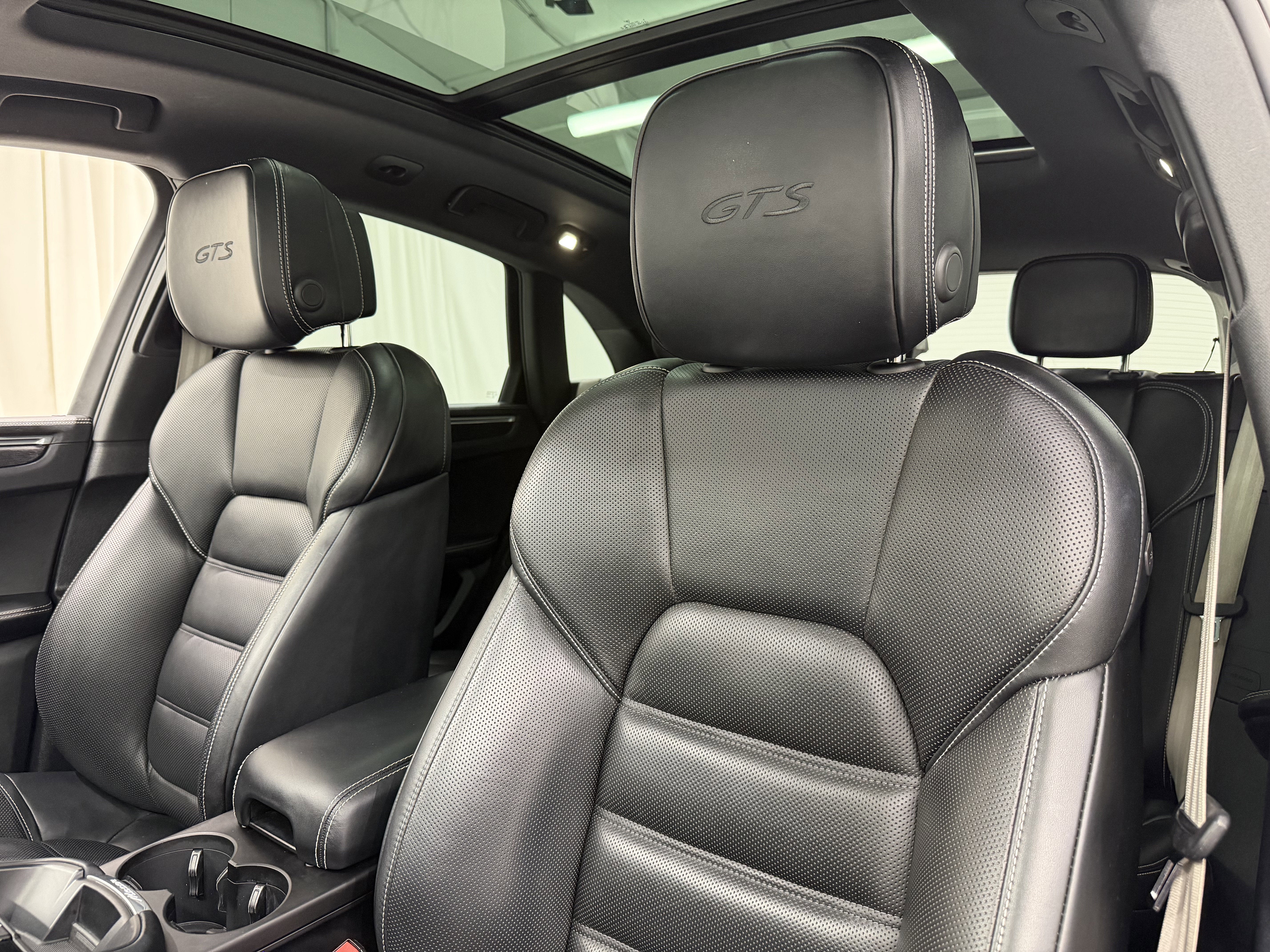 2024 Porsche Macan GTS