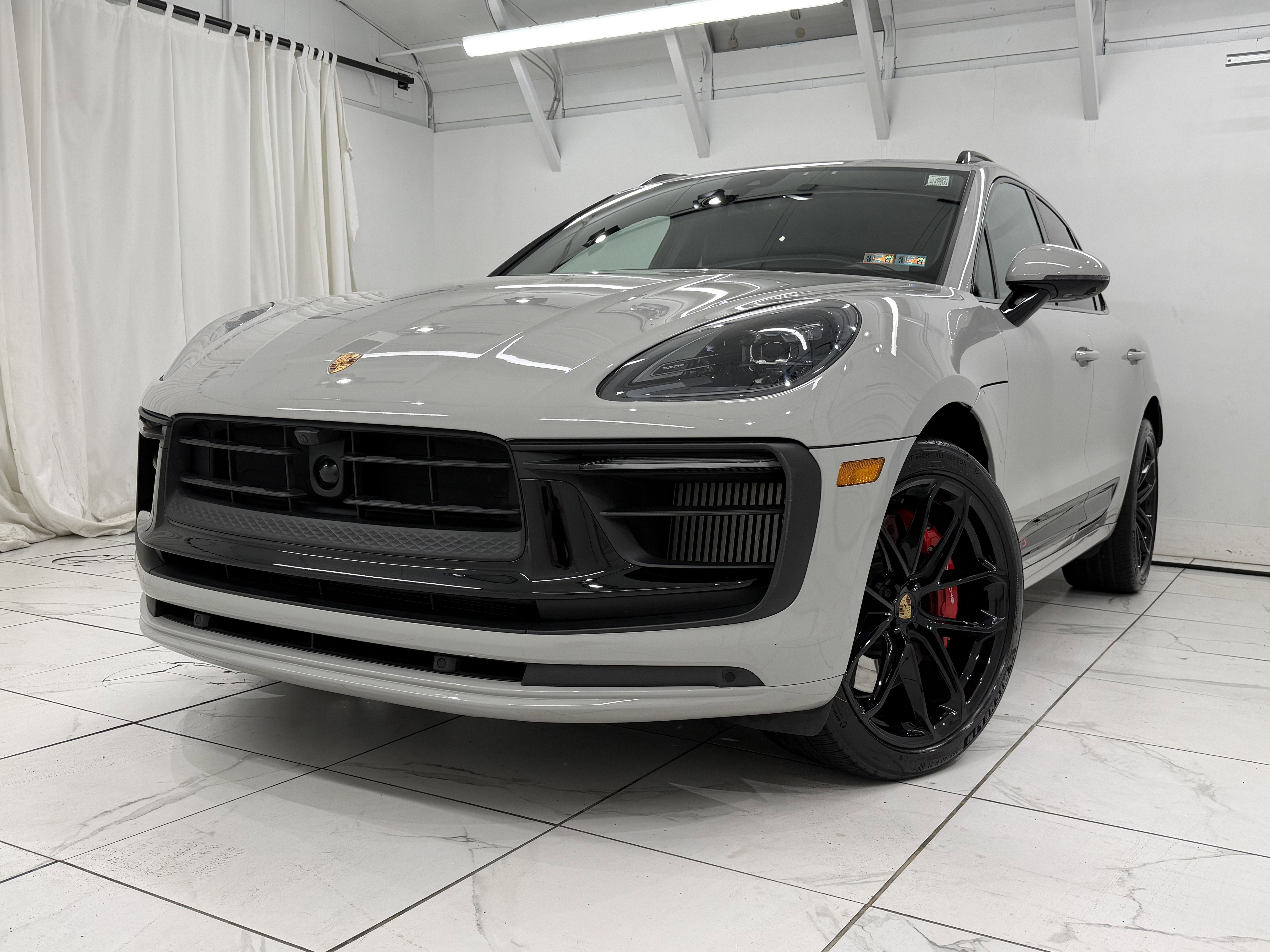2024 Porsche Macan GTS