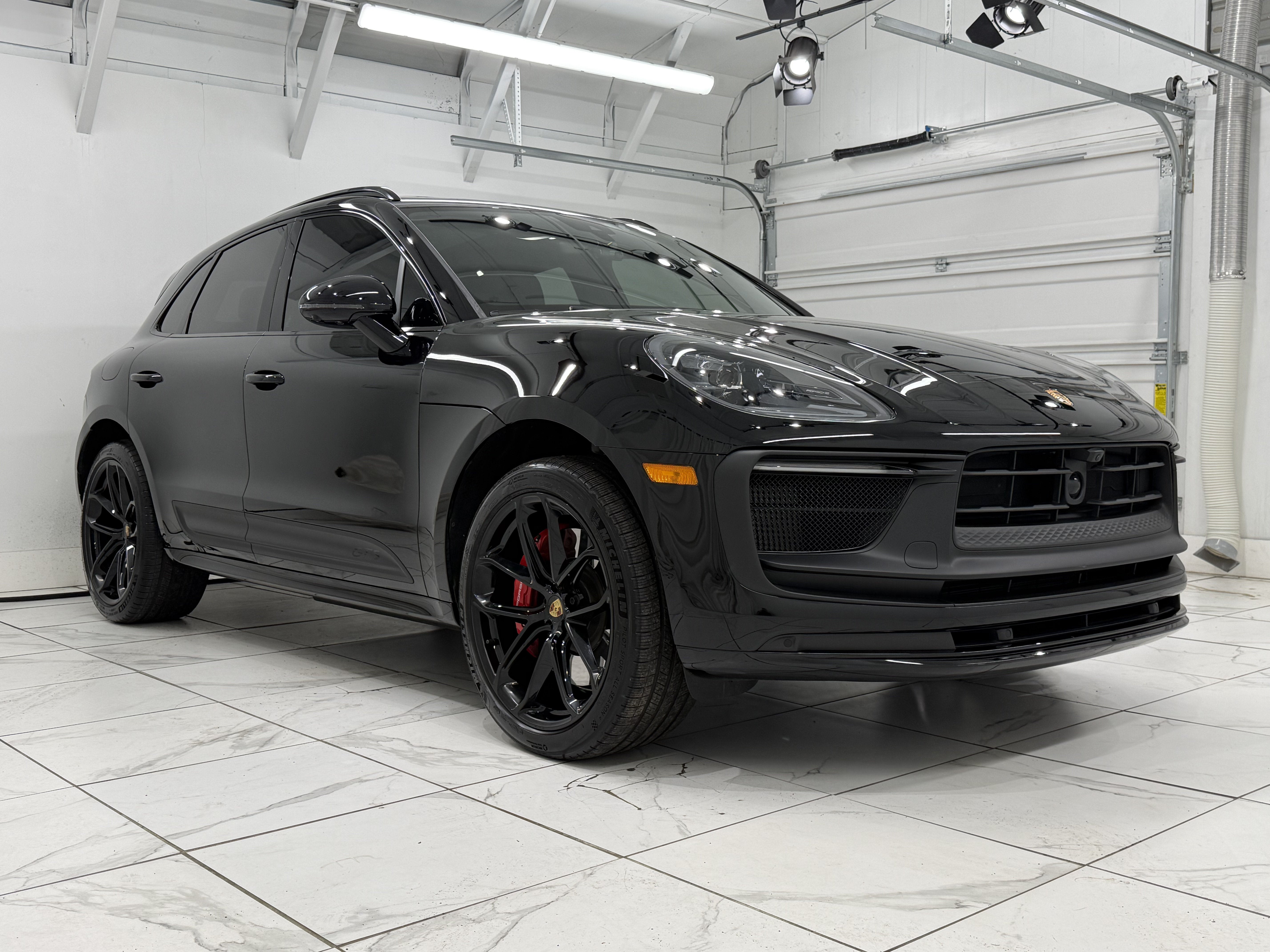 2026 Porsche Macan Gts