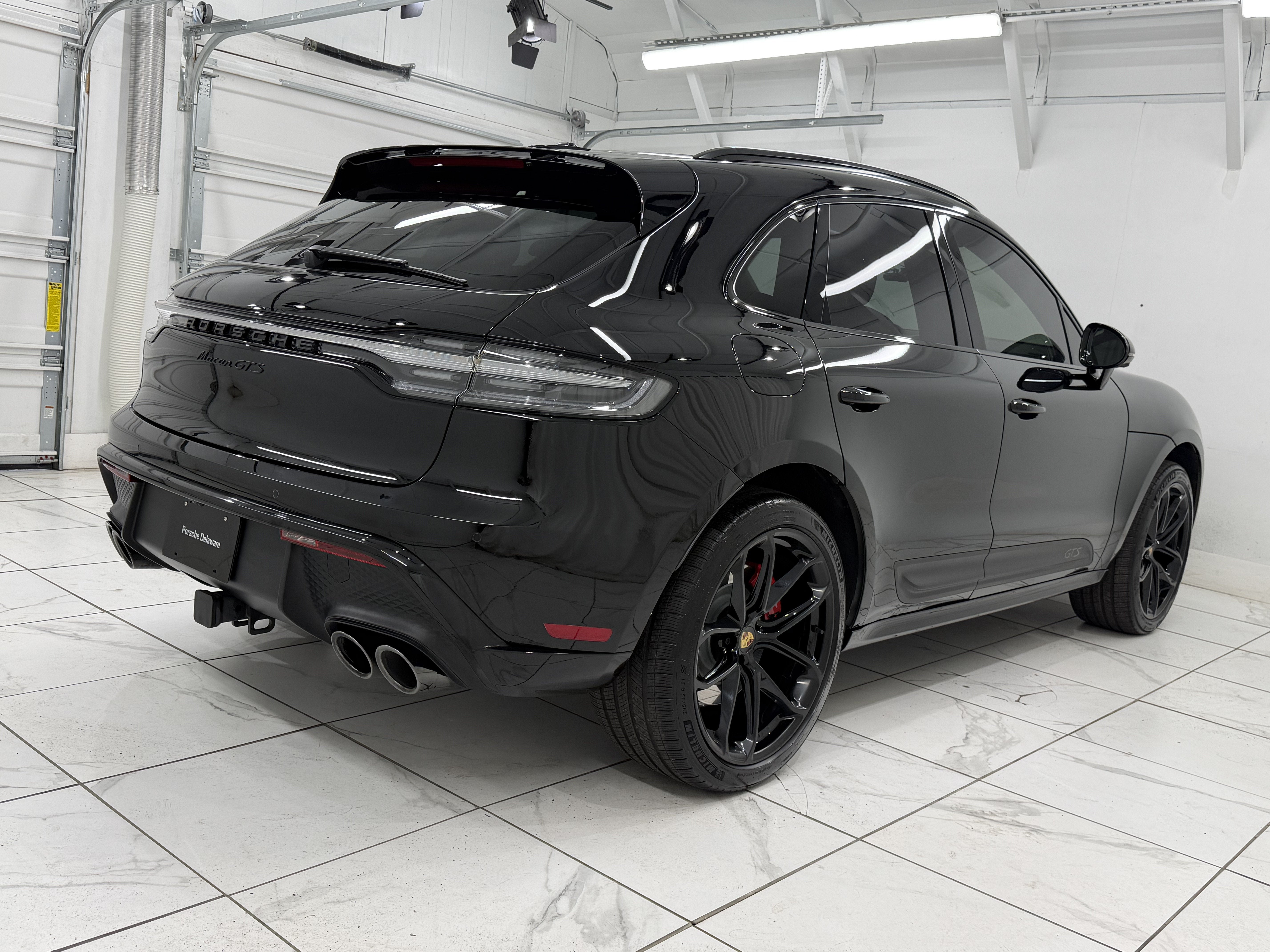 2026 Porsche Macan Gts