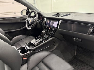 2026 Porsche Macan Gts