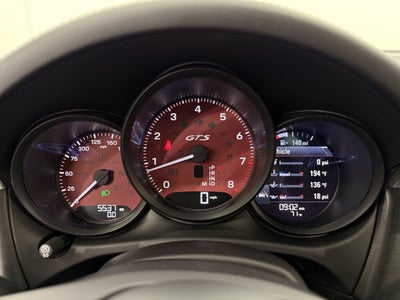2026 Porsche Macan Gts