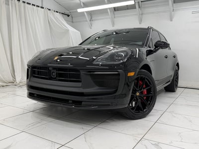 2026 Porsche Macan Gts
