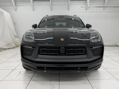 2026 Porsche Macan Gts