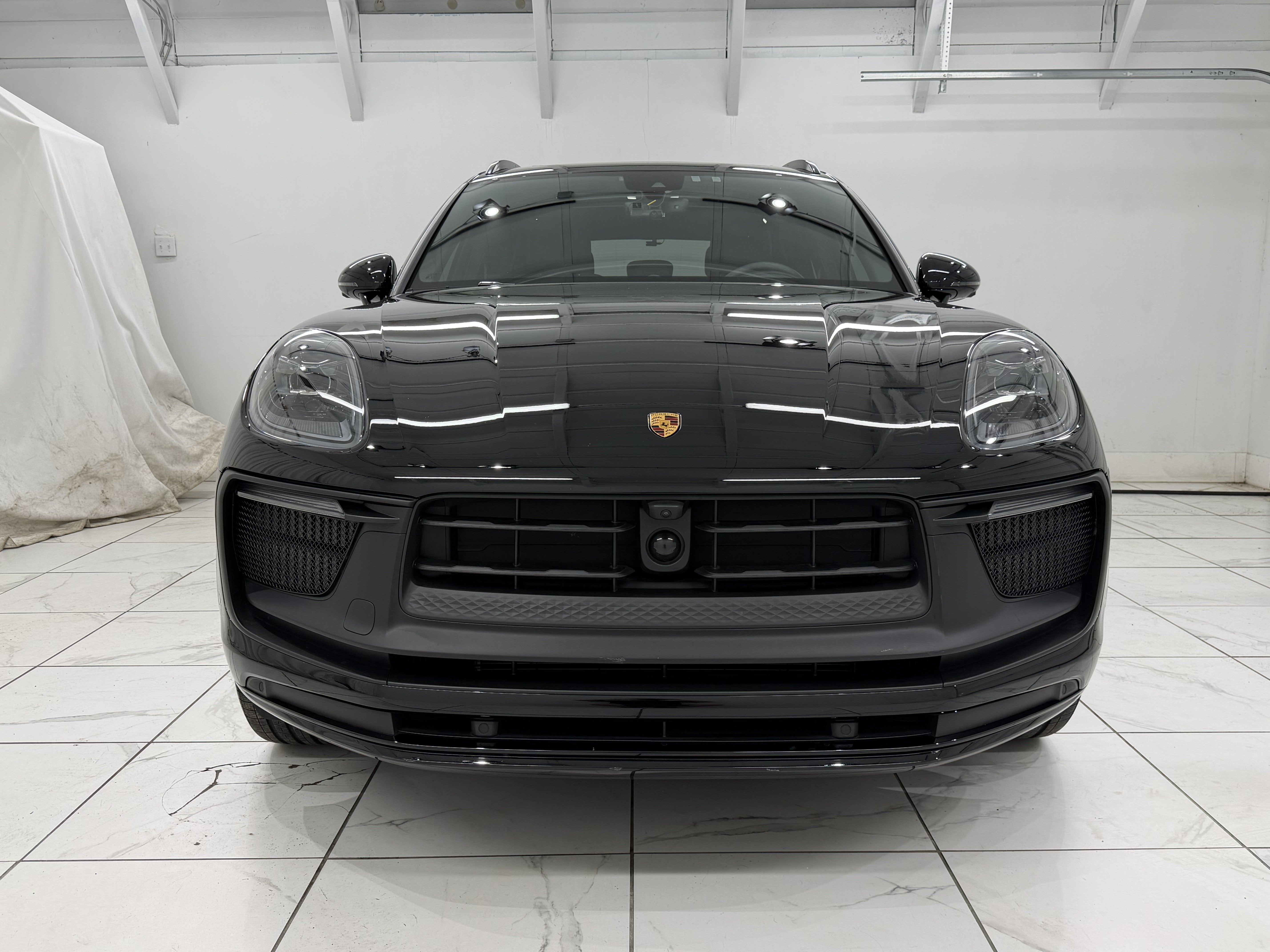 2026 Porsche Macan Gts