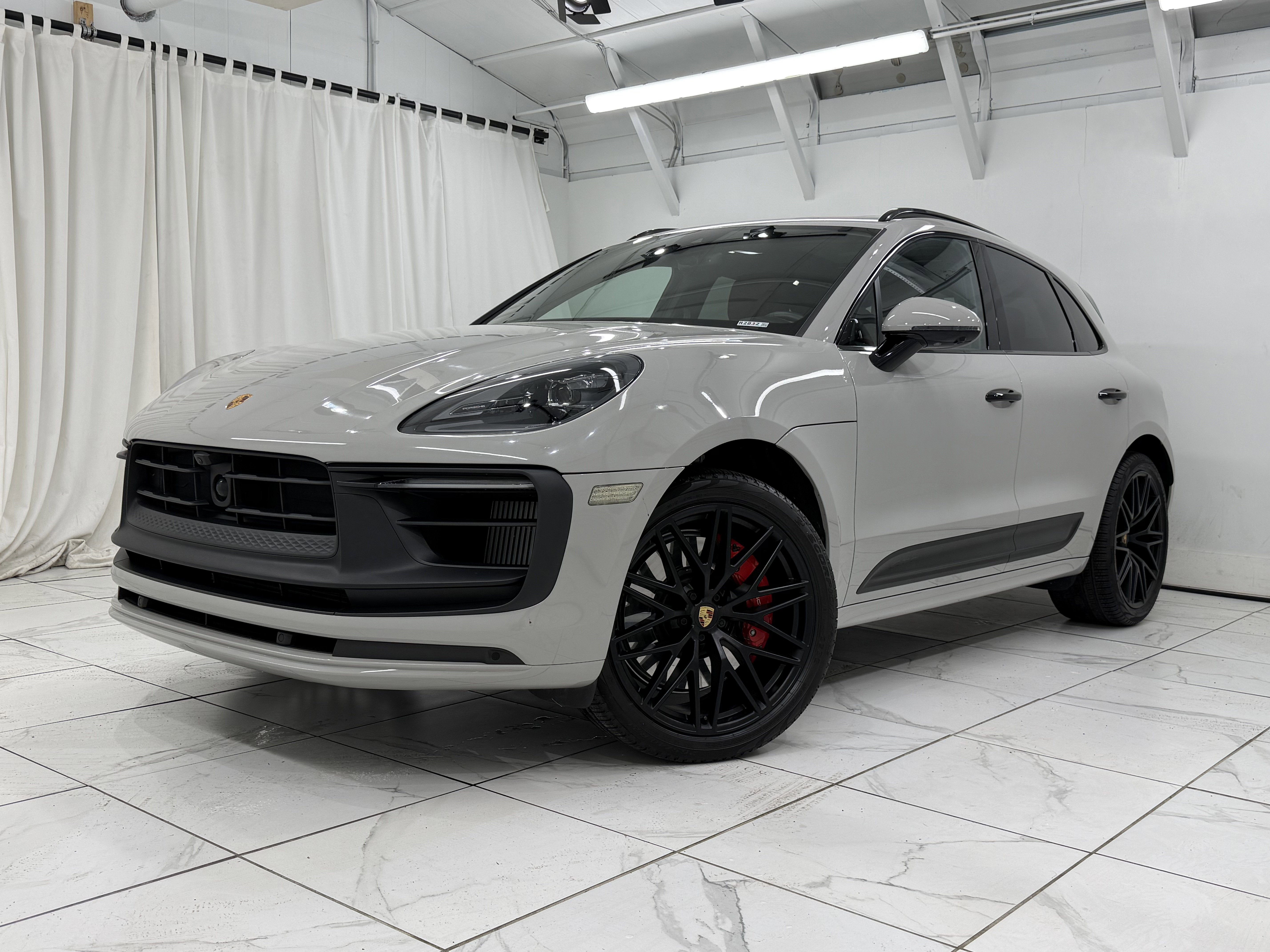 2023 Porsche Macan GTS