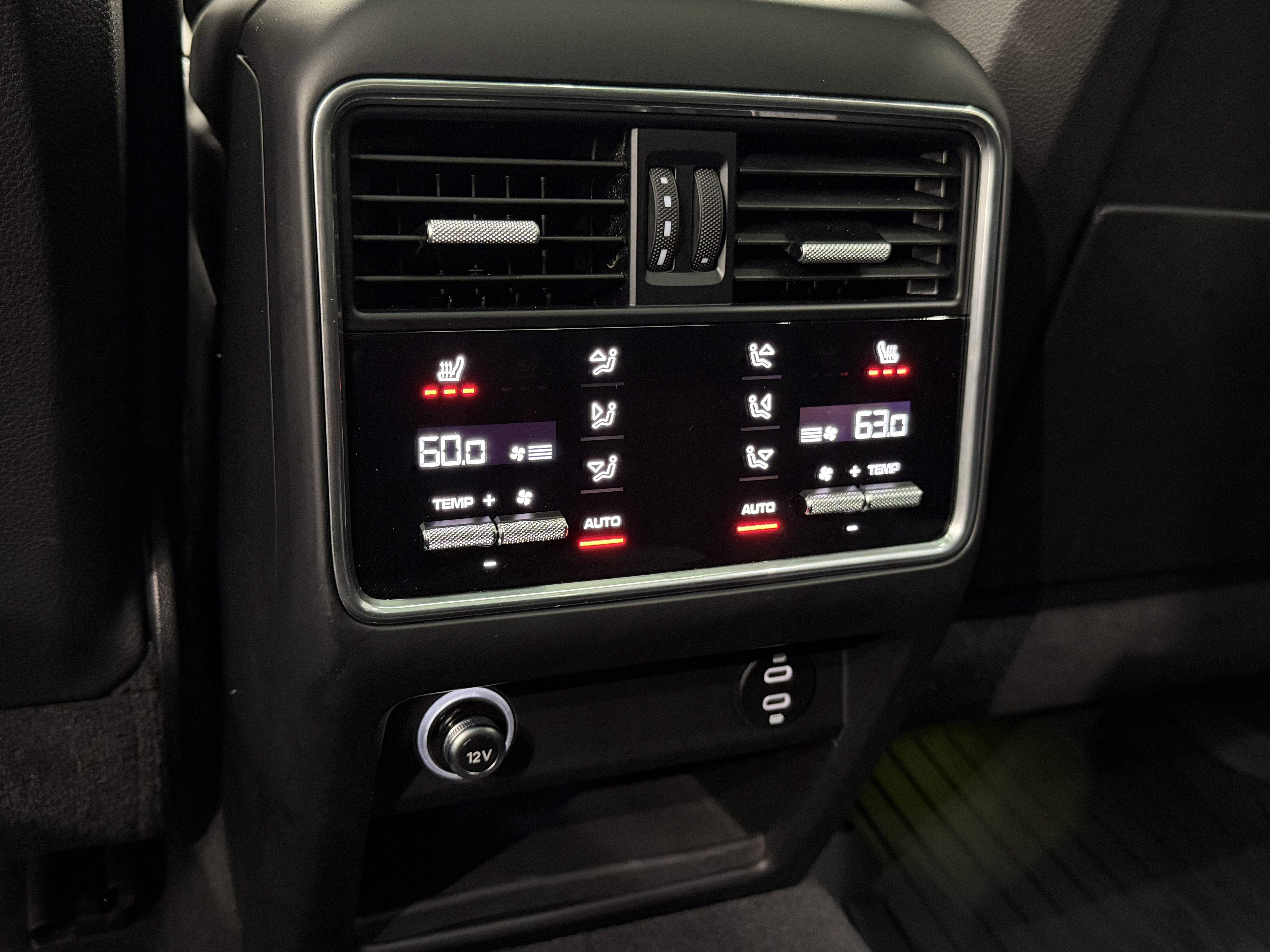 2023 Porsche Cayenne Turbo