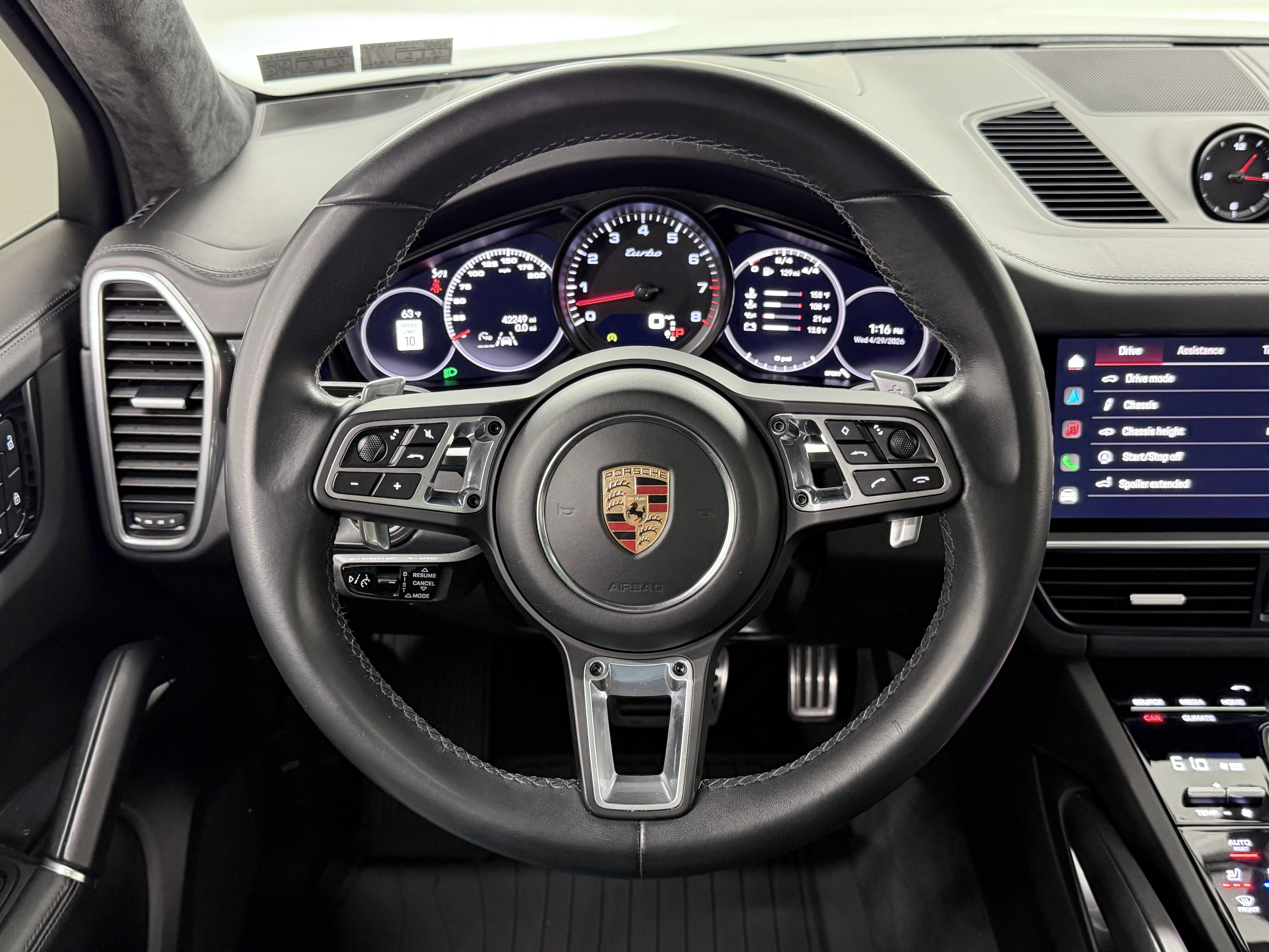 2023 Porsche Cayenne Turbo