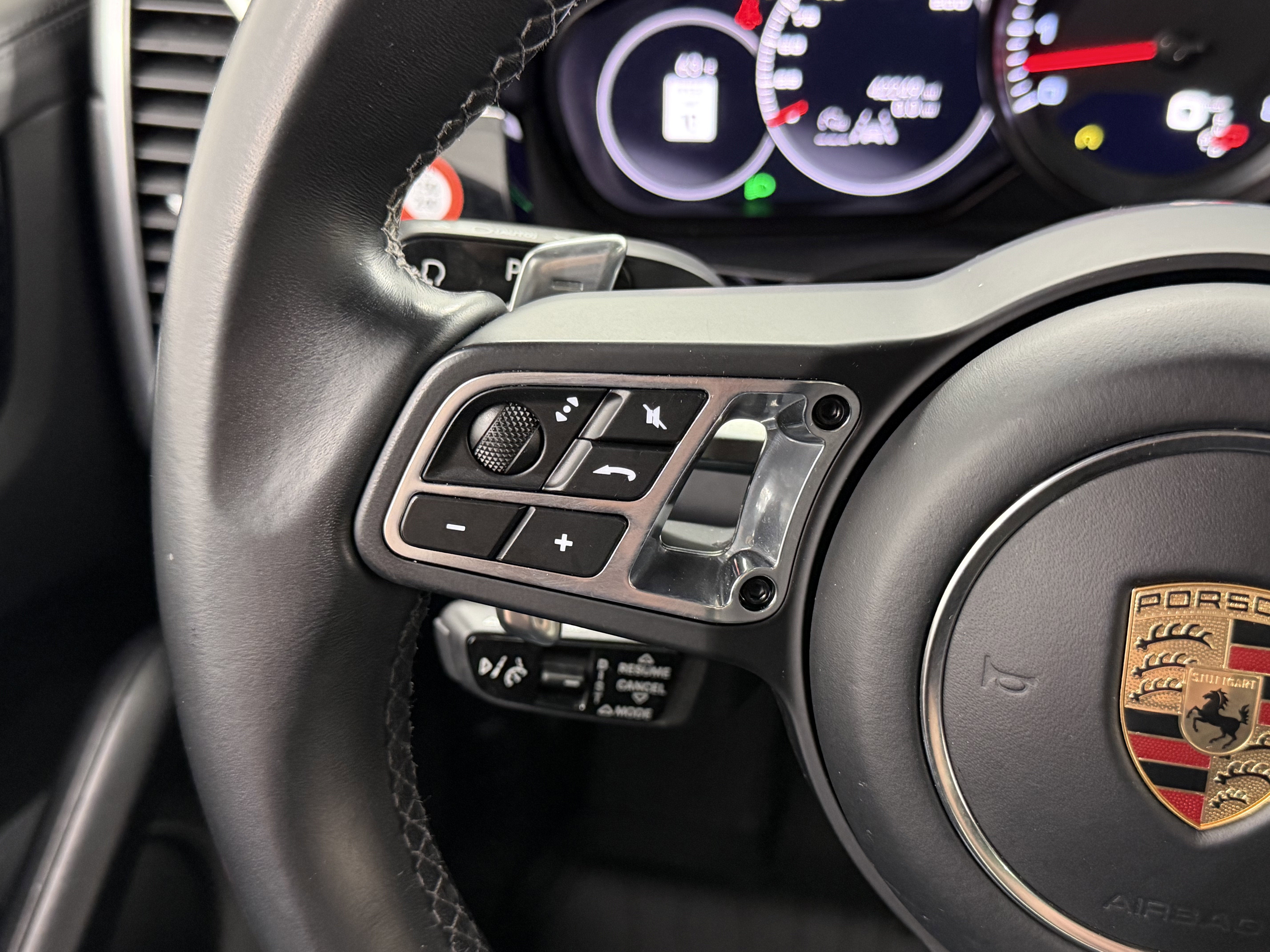 2023 Porsche Cayenne Turbo