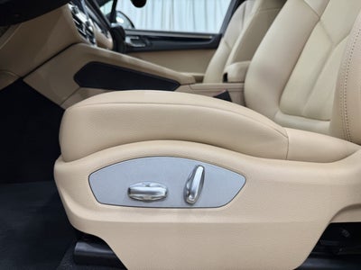 2023 Porsche Macan S