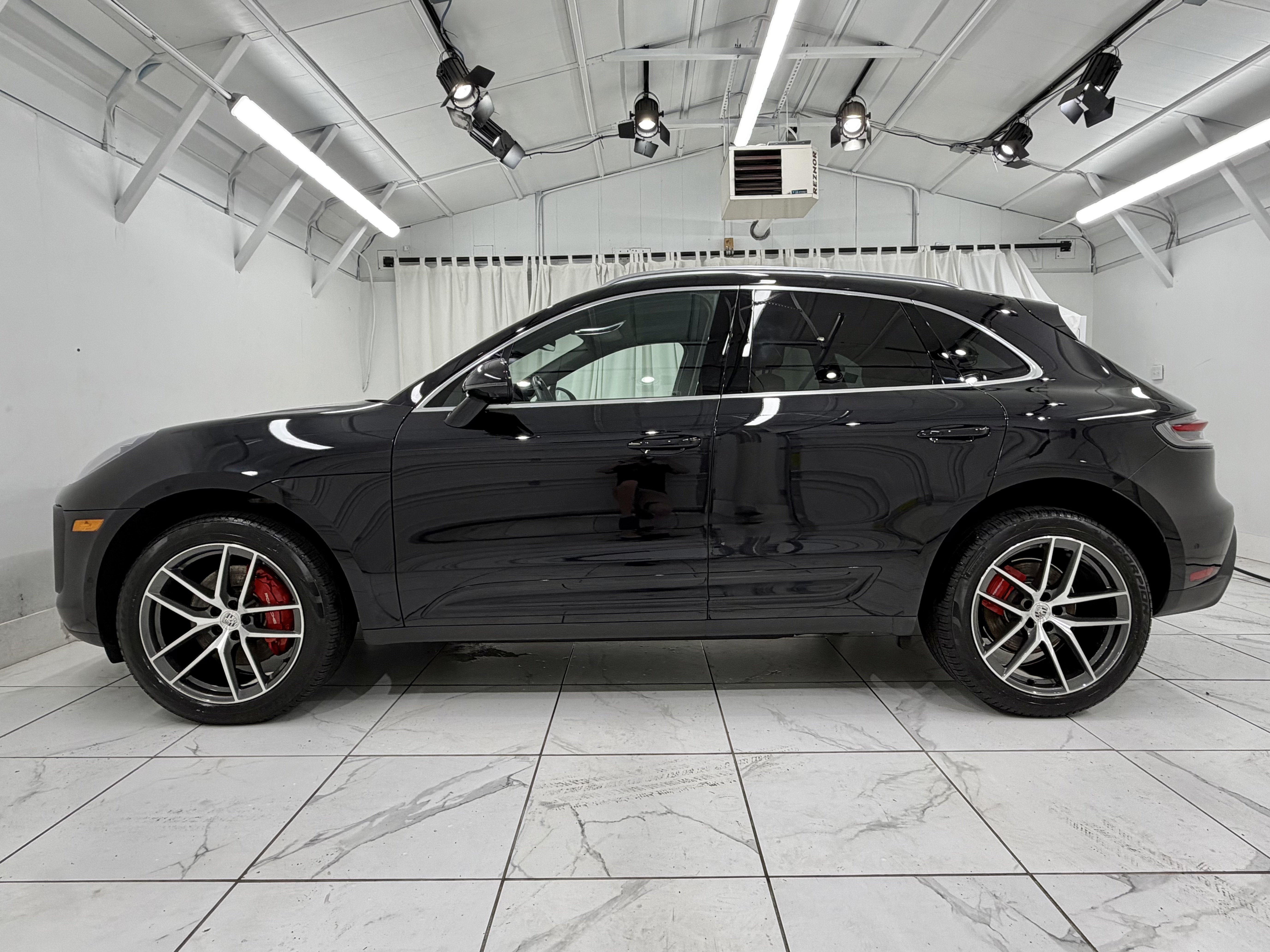 2023 Porsche Macan S